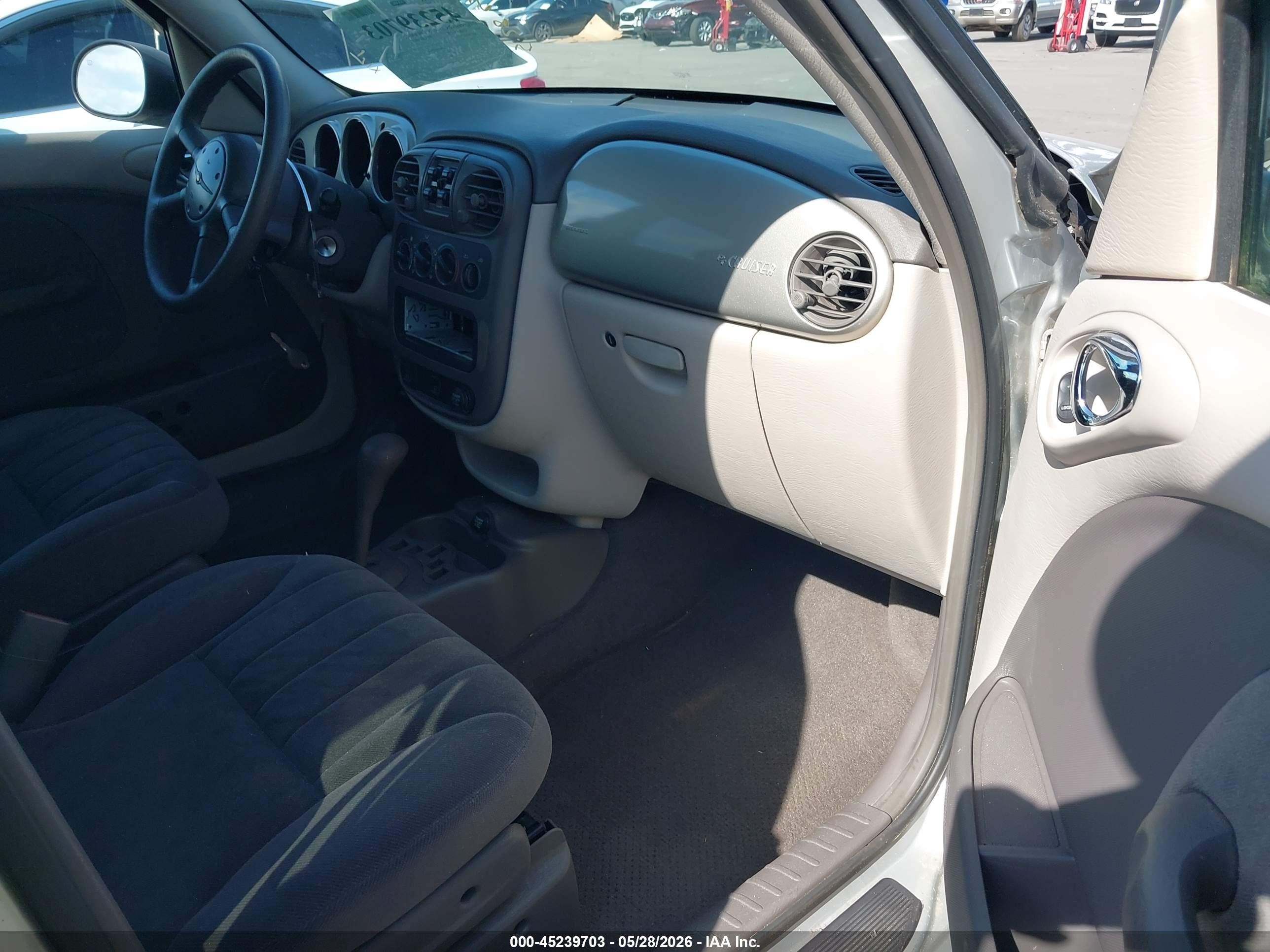 2001 Chrysler Pt Cruiser   Silver vin: 3C4FY4BB51T548766