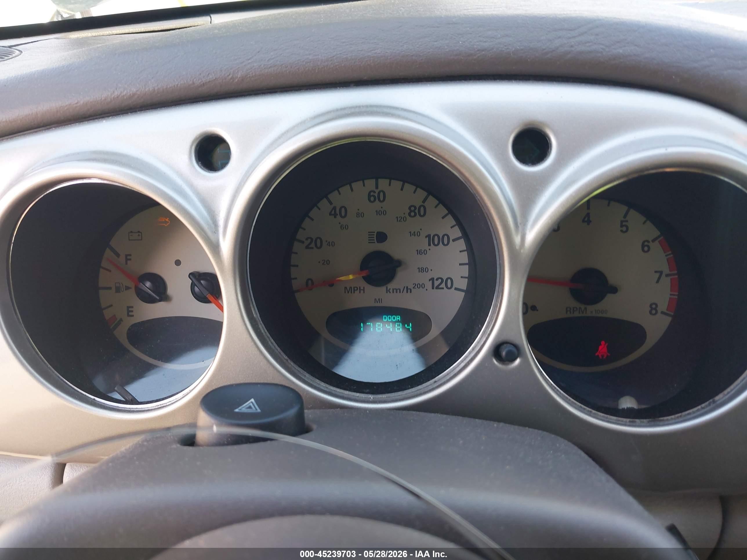 2001 Chrysler Pt Cruiser   Silver vin: 3C4FY4BB51T548766