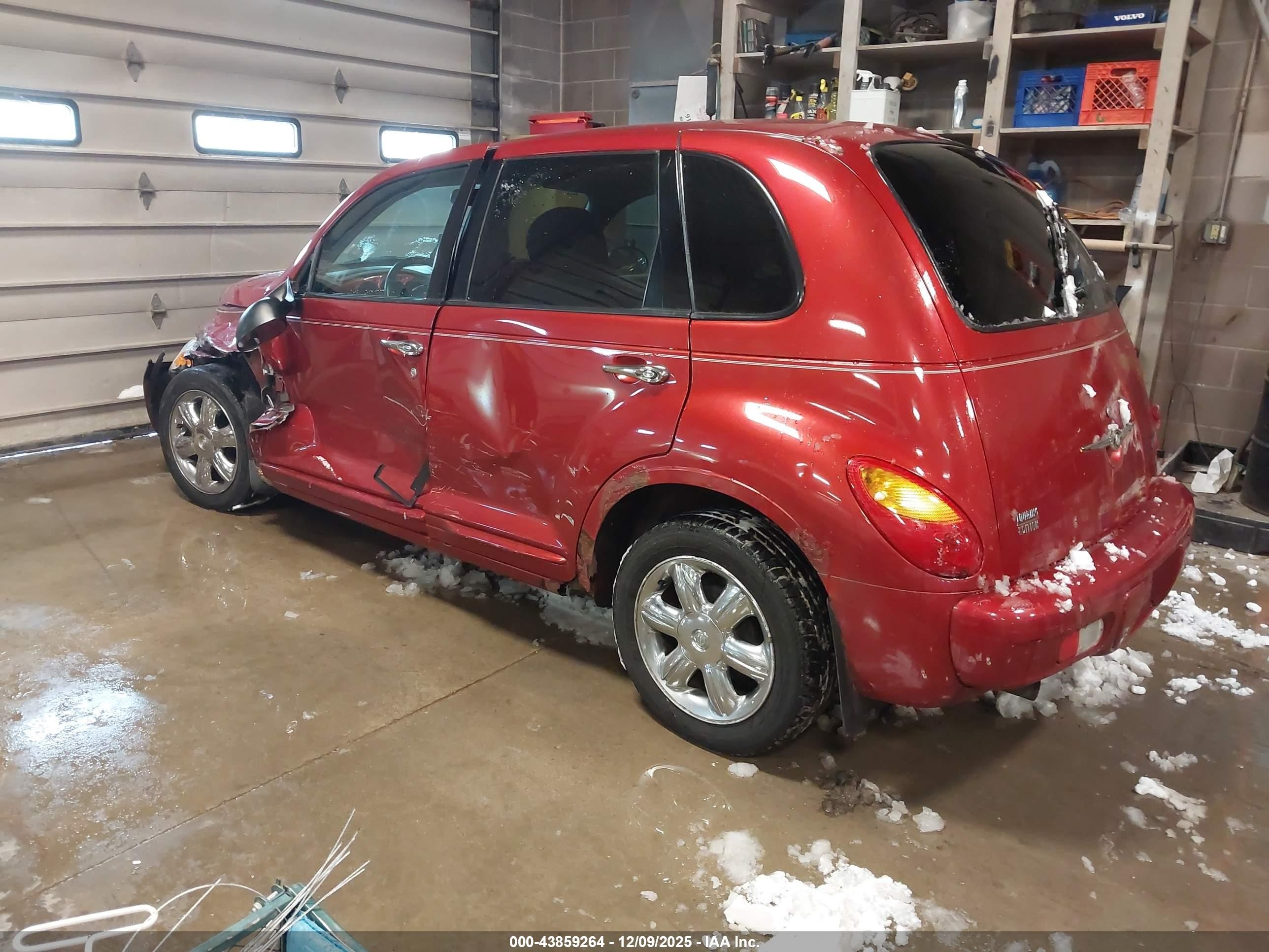 2004 Chrysler Pt Cruiser Touring Red vin: 3C4FY58B24T303831