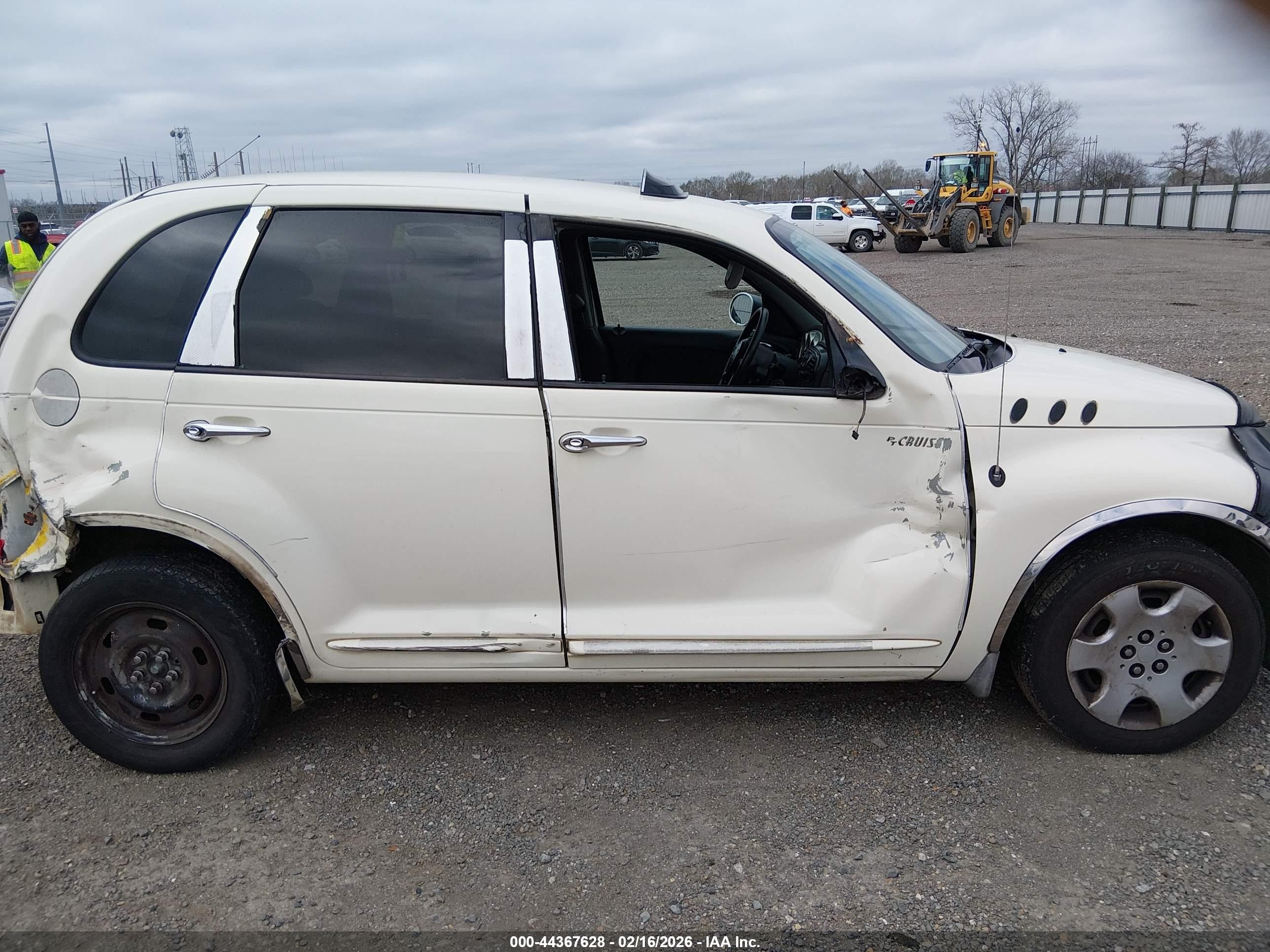 2005 Chrysler Pt Cruiser Touring White vin: 3C4FY58B25T606531