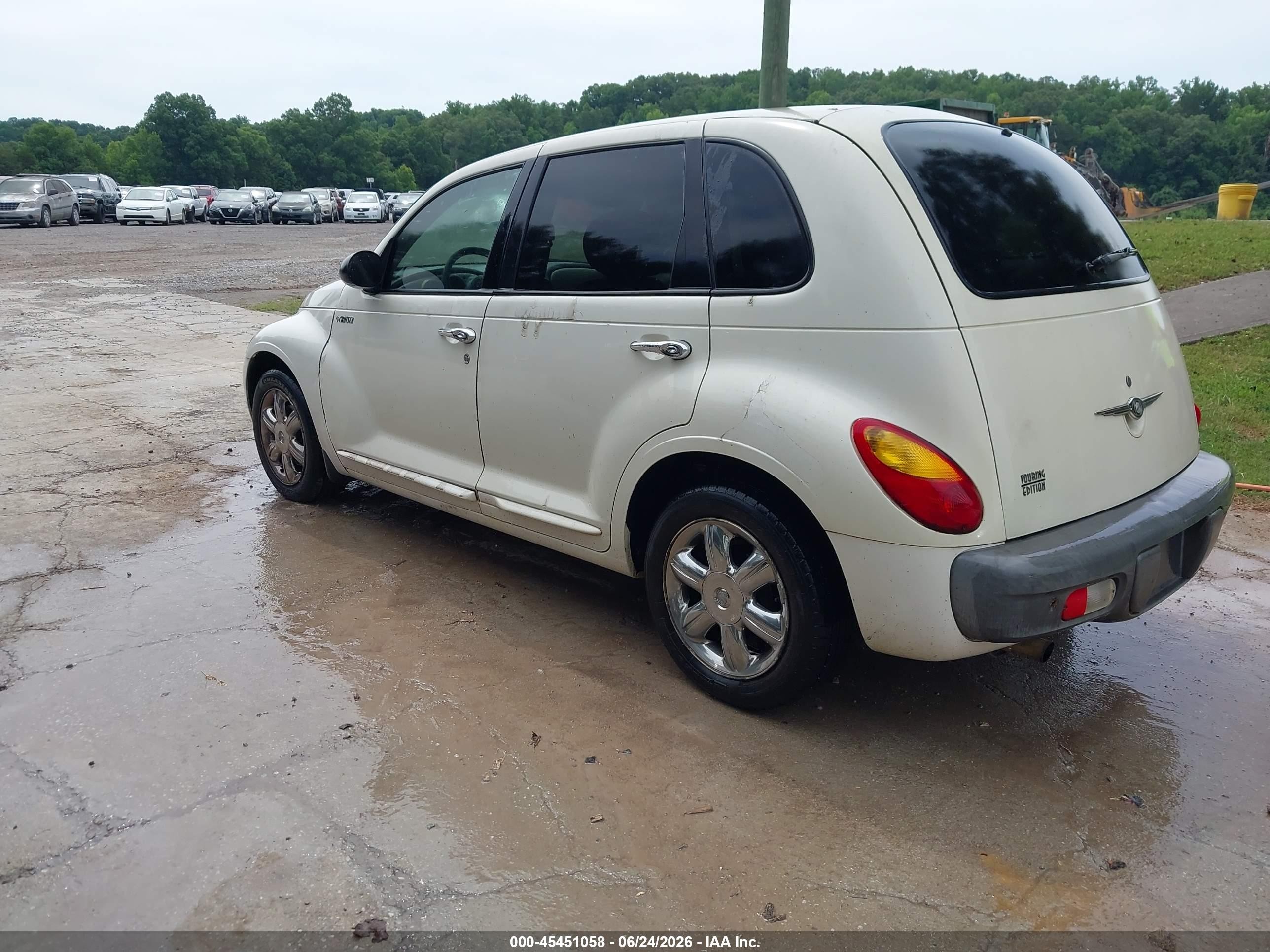 2004 Chrysler Pt Cruiser Touring White vin: 3C4FY58B34T287901