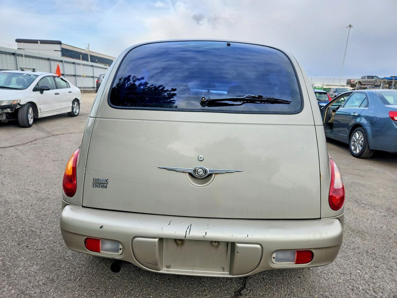 2005 Chrysler Pt Cruiser Touring Бежевый vin: 3C4FY58B35T568212