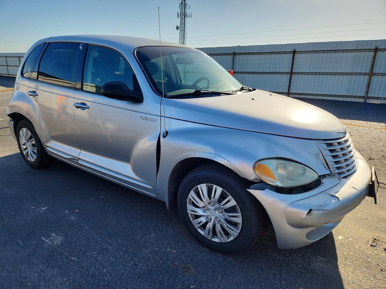 2005 Chrysler Pt Cruiser Touring Silver vin: 3C4FY58B35T568338