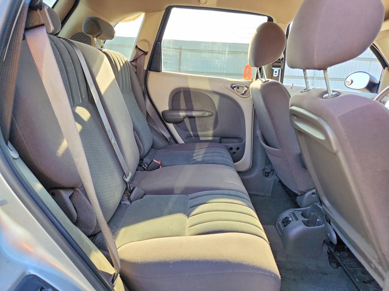2005 Chrysler Pt Cruiser Touring Silver vin: 3C4FY58B35T568338