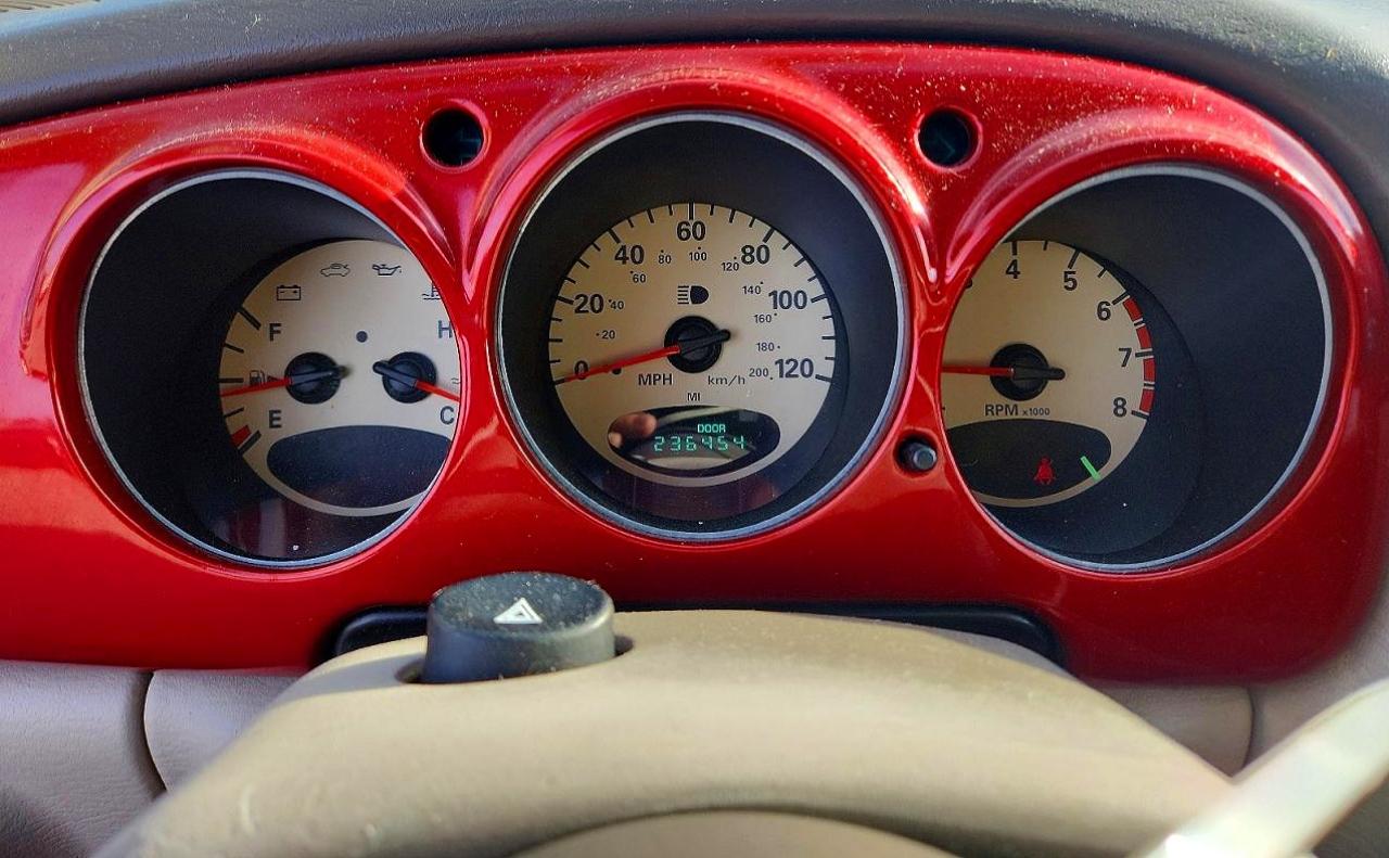2003 Chrysler Pt Cruiser Touring Red vin: 3C4FY58B43T546734