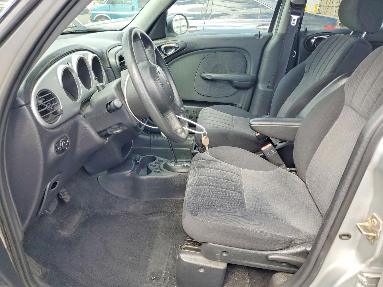 2004 Chrysler Pt Cruiser Touring Silver vin: 3C4FY58B44T214570