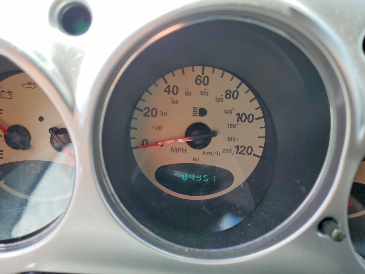 2004 Chrysler Pt Cruiser Touring Silver vin: 3C4FY58B44T214570