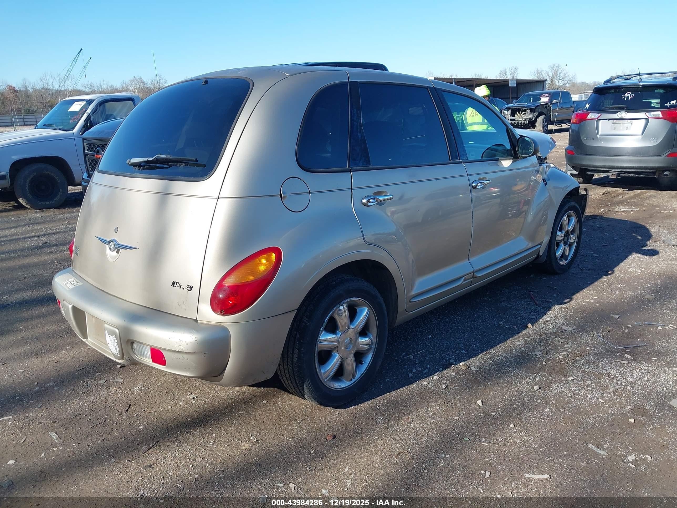 2004 Chrysler Pt Cruiser Touring Gold vin: 3C4FY58B44T303569