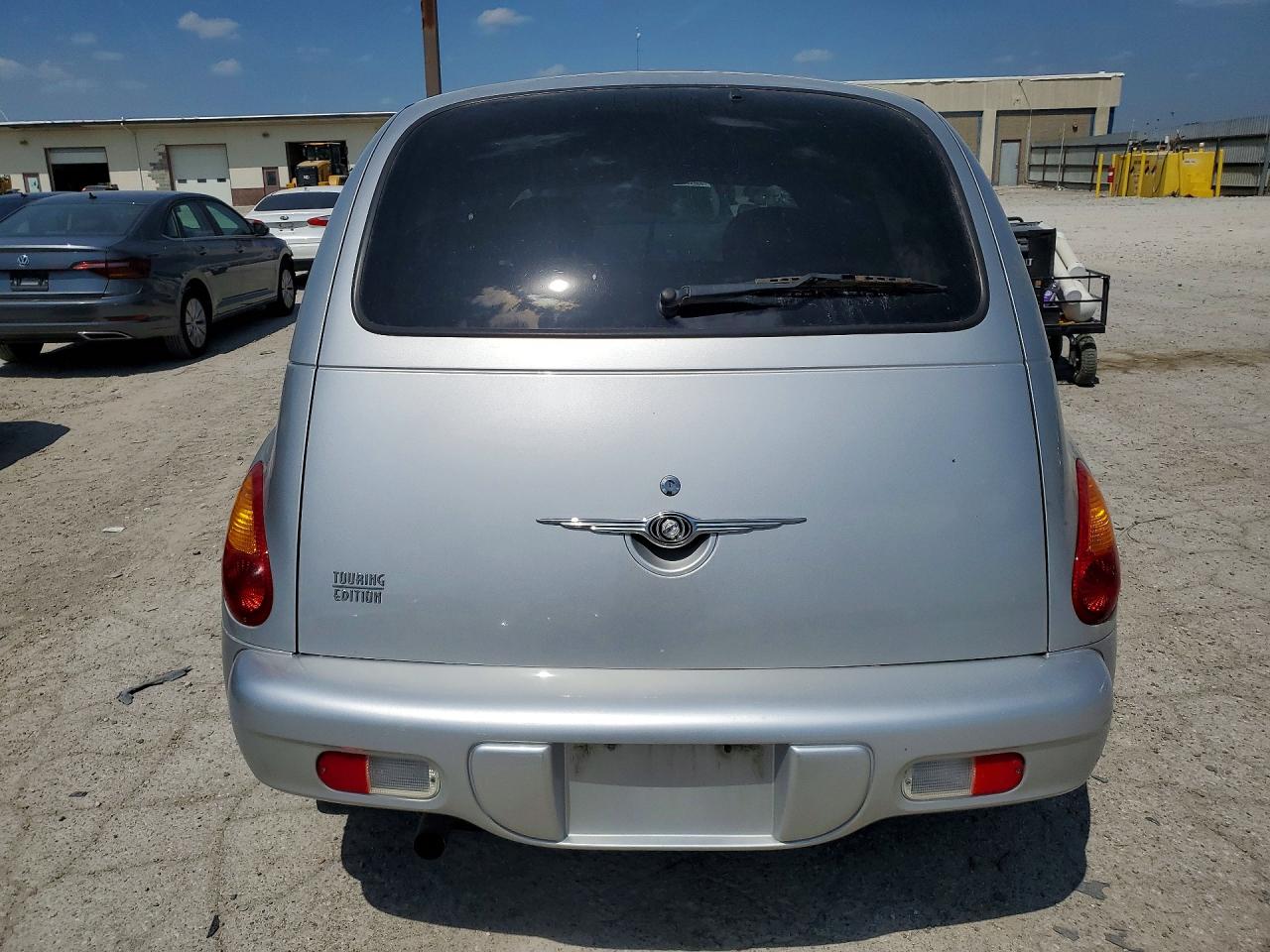 2005 Chrysler Pt Cruiser Touring Silver vin: 3C4FY58B45T518550