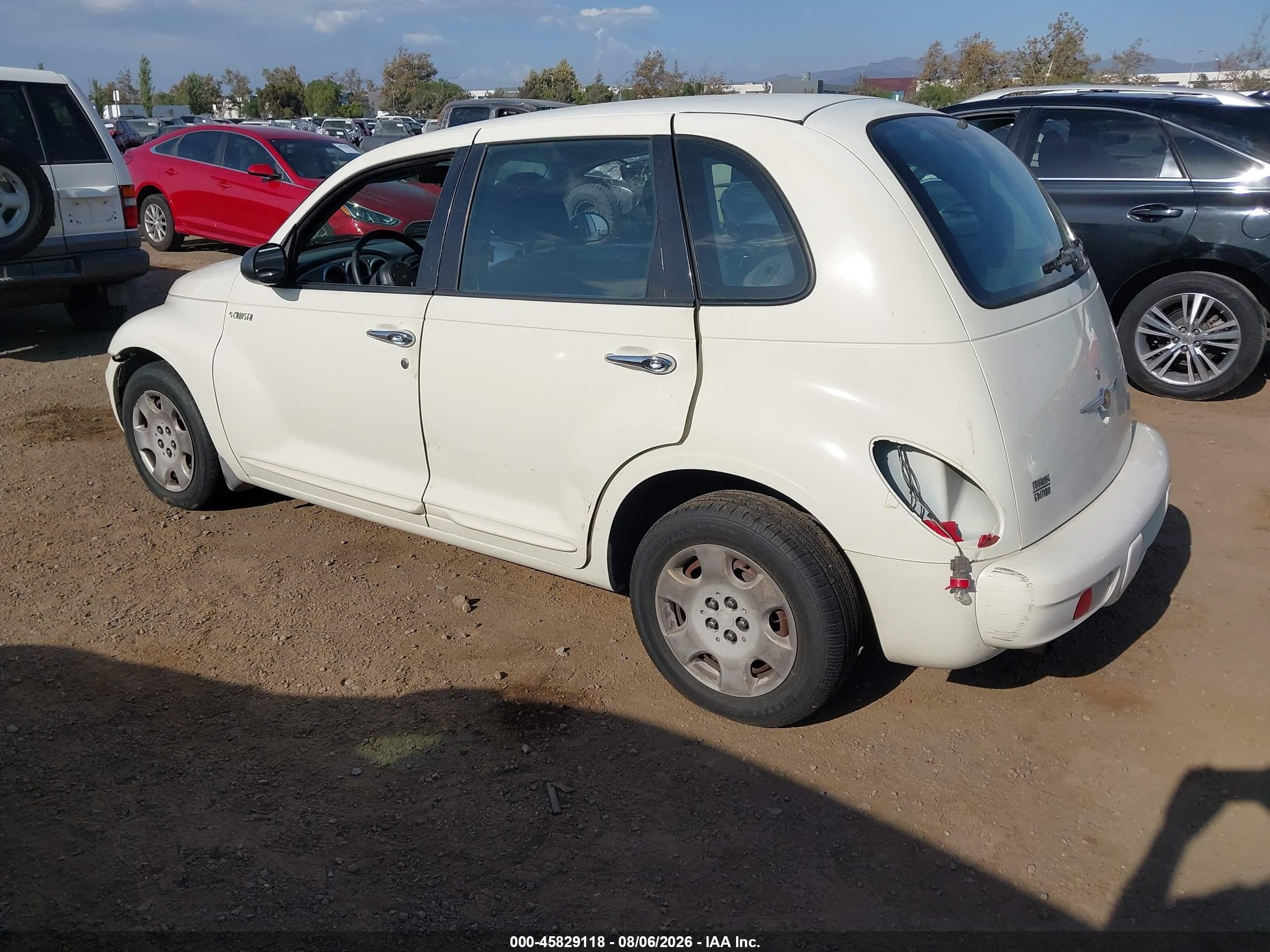 2005 Chrysler Pt Cruiser Touring White vin: 3C4FY58B45T610791