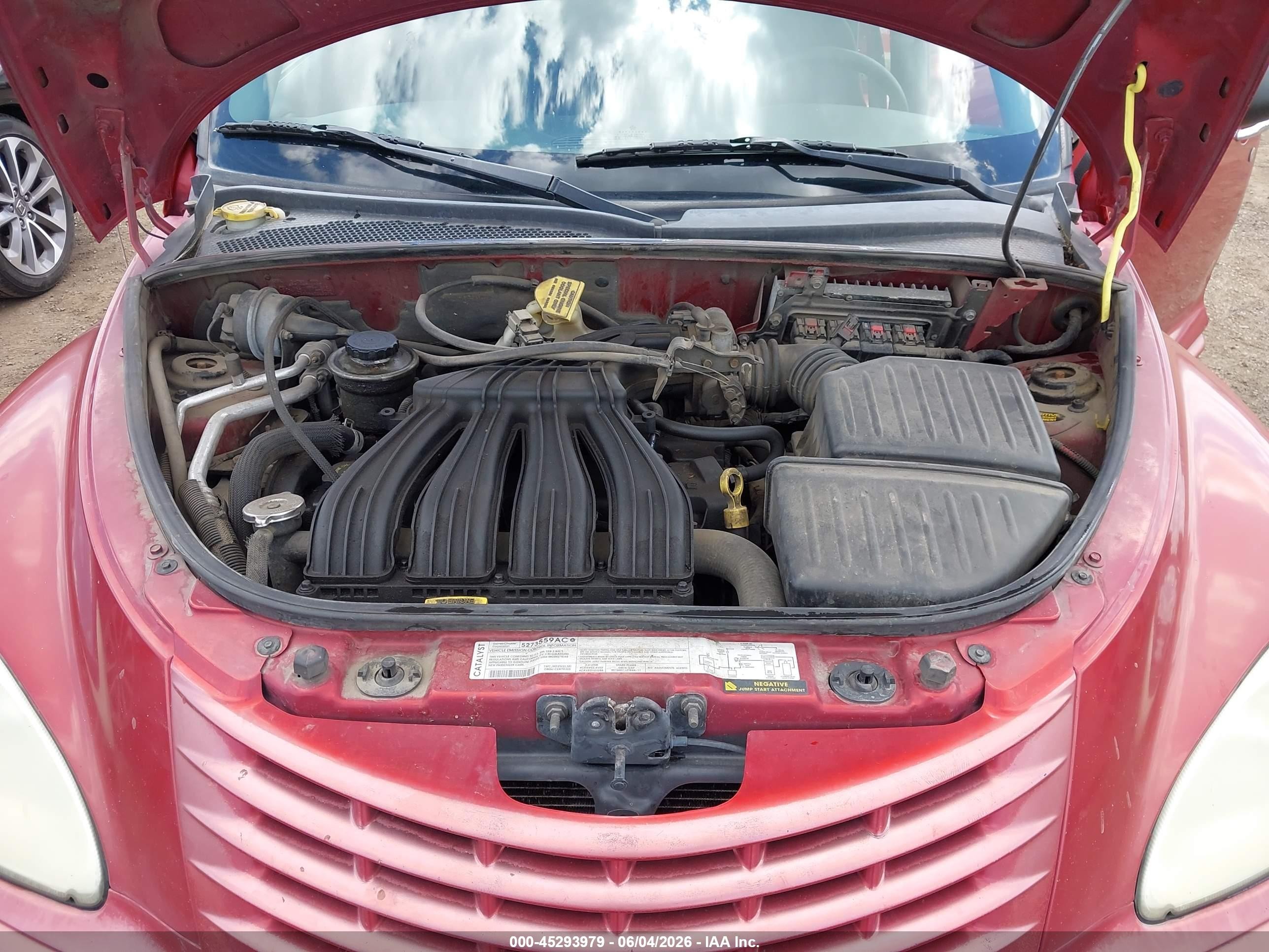 2004 Chrysler Pt Cruiser Touring Red vin: 3C4FY58B64T365376