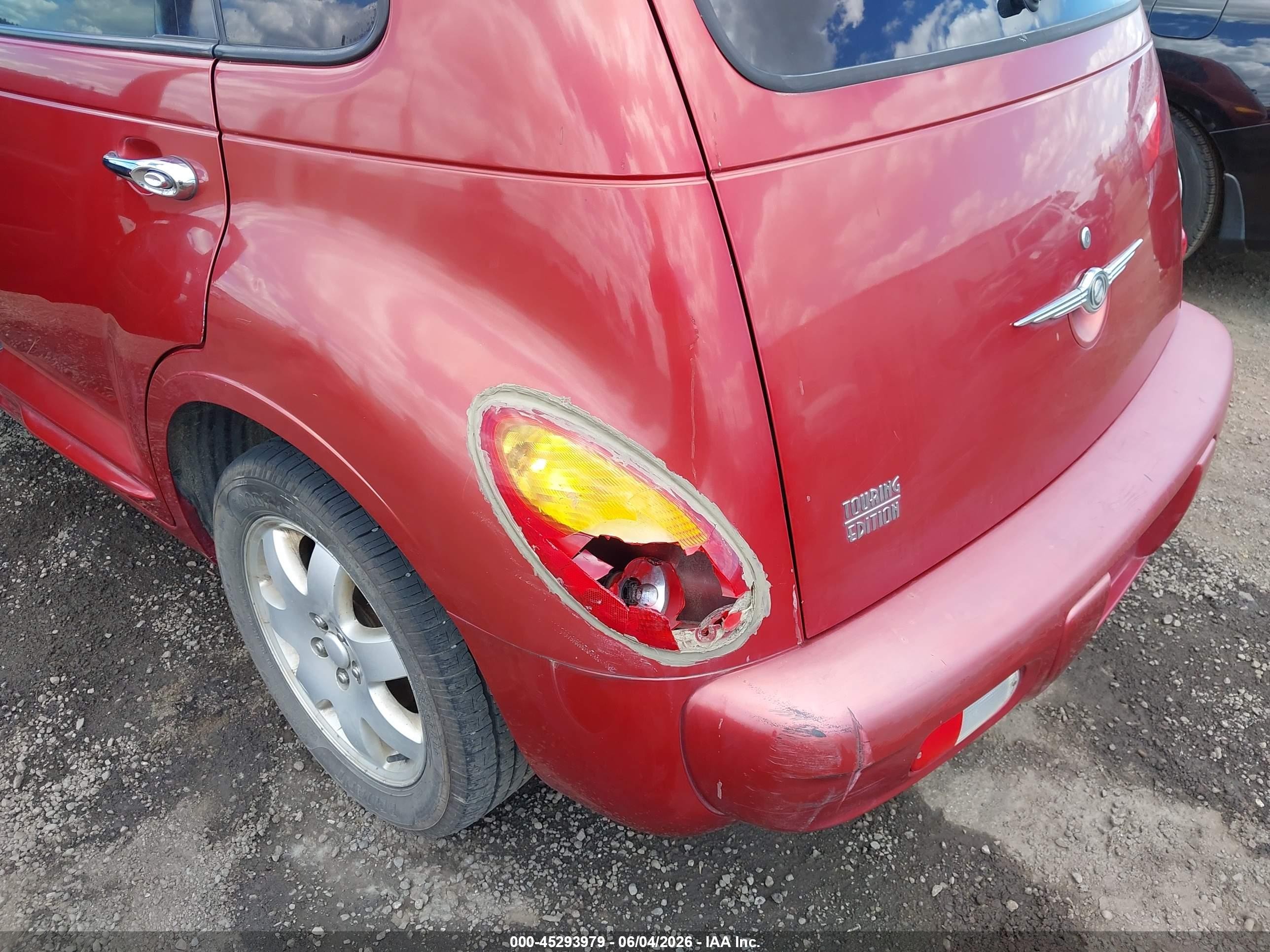 2004 Chrysler Pt Cruiser Touring Red vin: 3C4FY58B64T365376