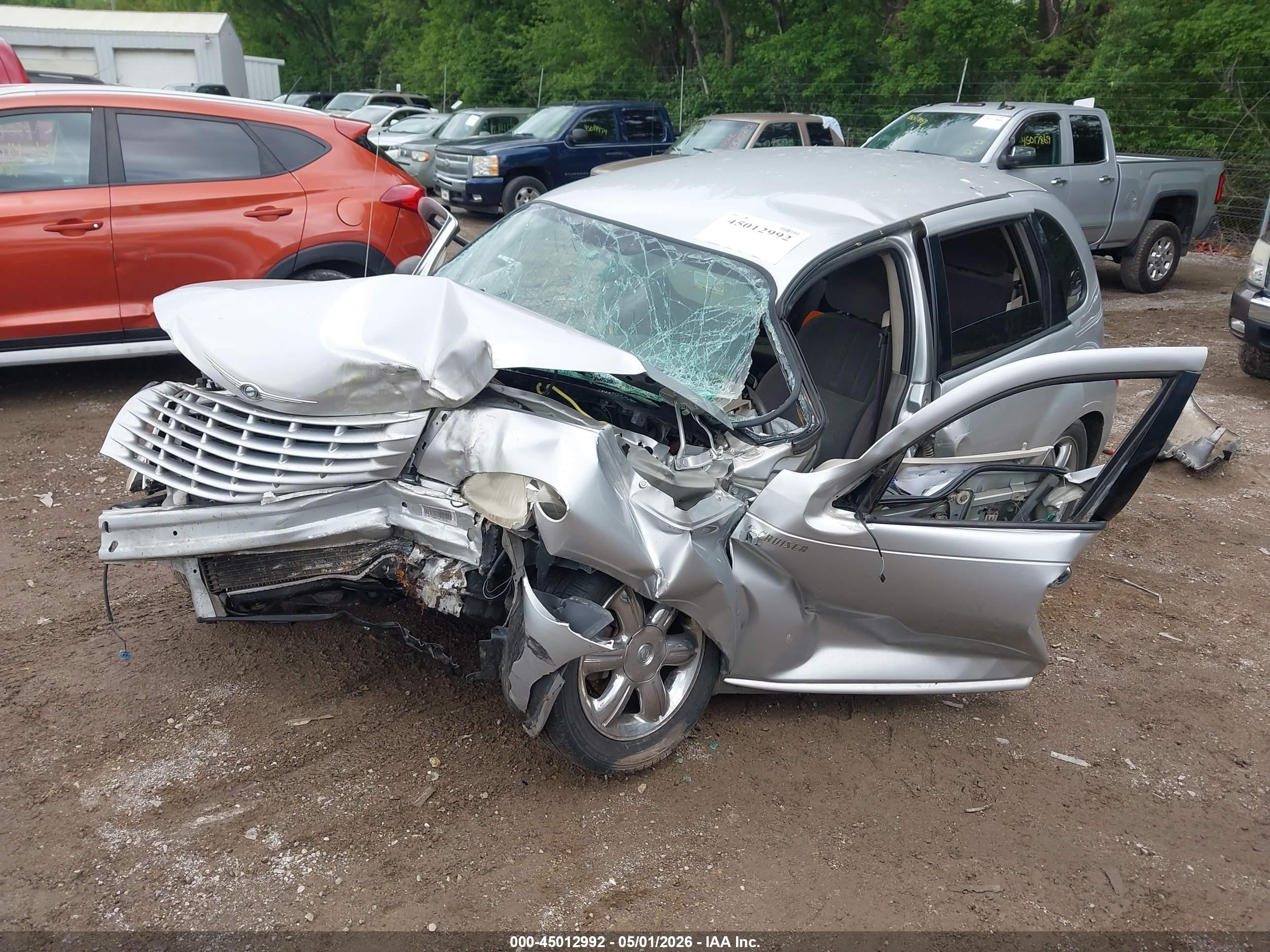 2004 Chrysler Pt Cruiser Touring Silver vin: 3C4FY58B74T331611