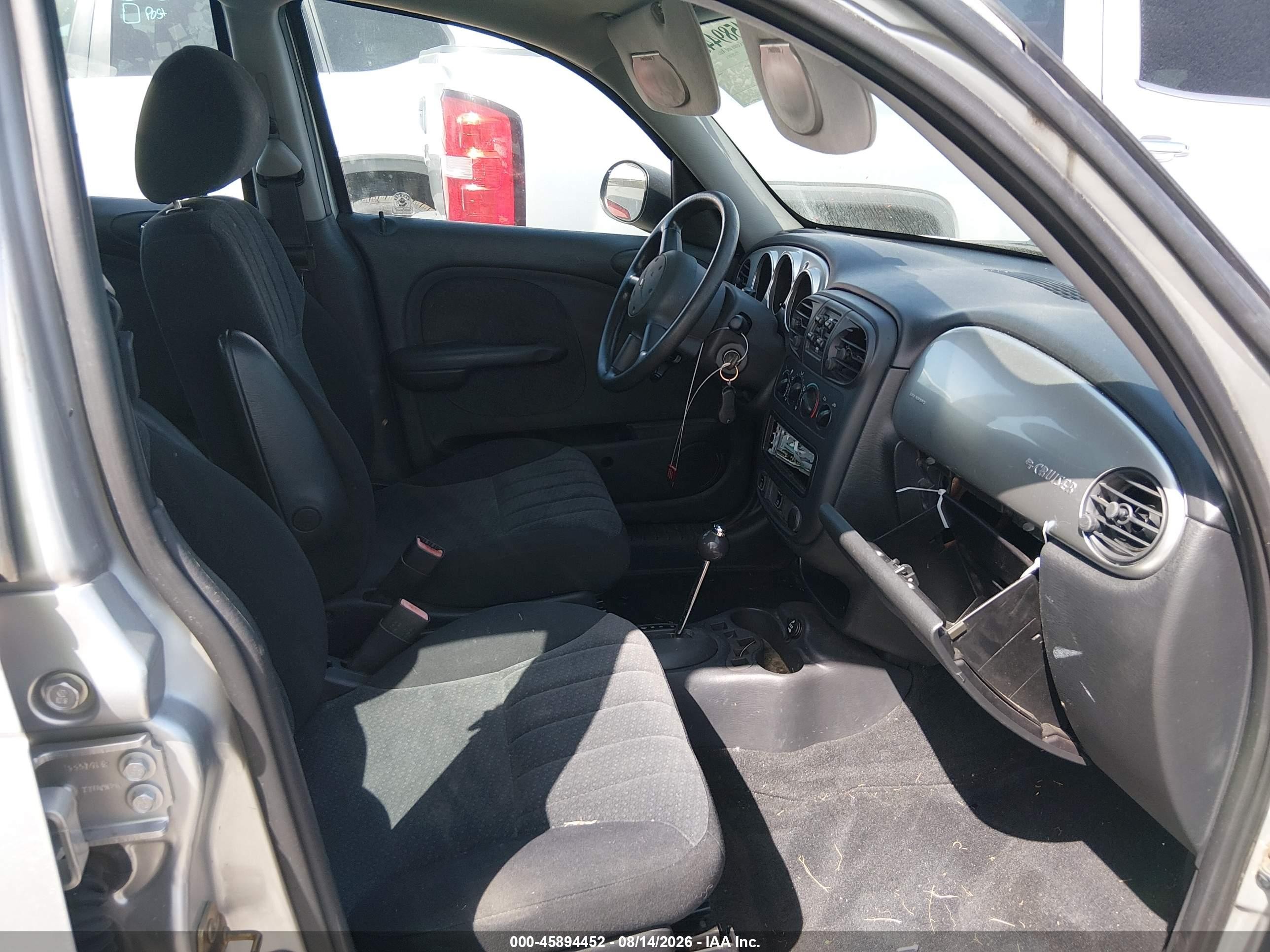 2005 Chrysler Pt Cruiser Touring Silver vin: 3C4FY58B75T608419