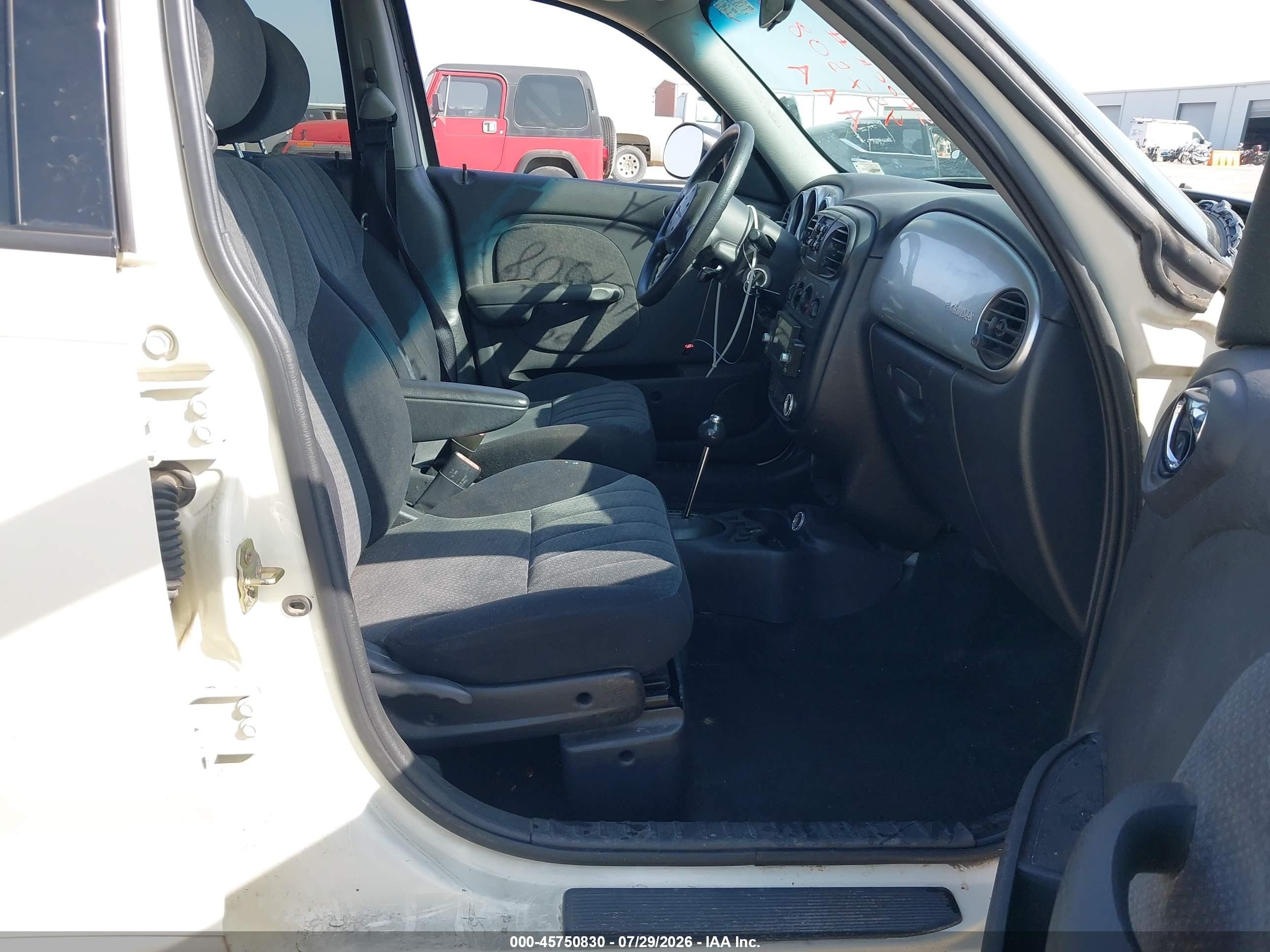 2005 Chrysler Pt Cruiser Touring Cream vin: 3C4FY58B85T612415