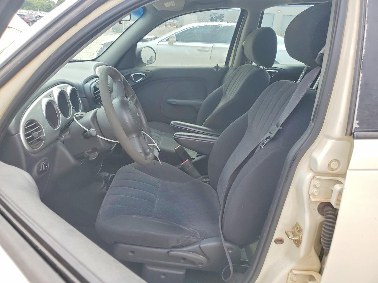 2005 Chrysler Pt Cruiser Touring White vin: 3C4FY58B85T635287