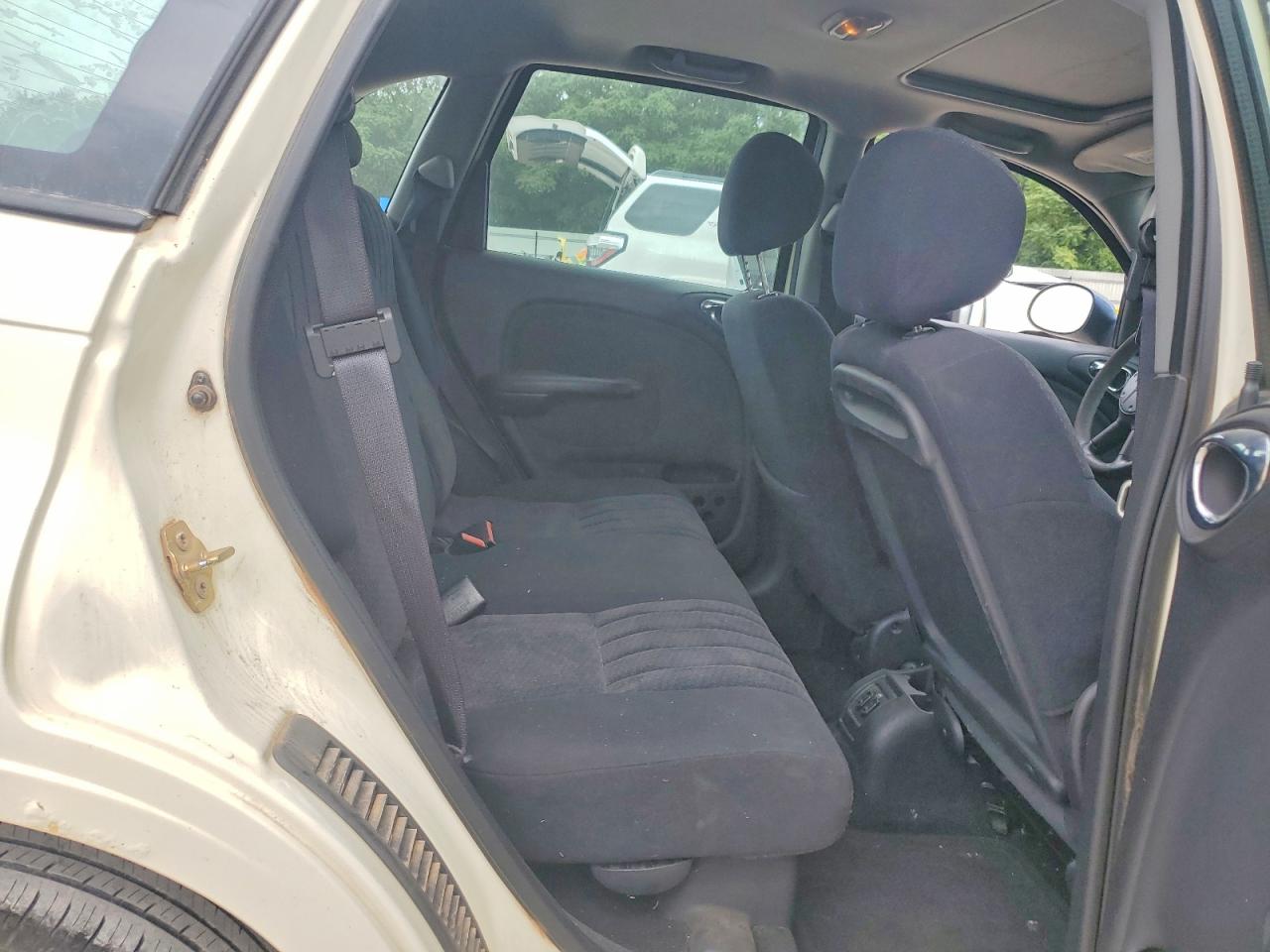 2005 Chrysler Pt Cruiser Touring White vin: 3C4FY58B85T635287