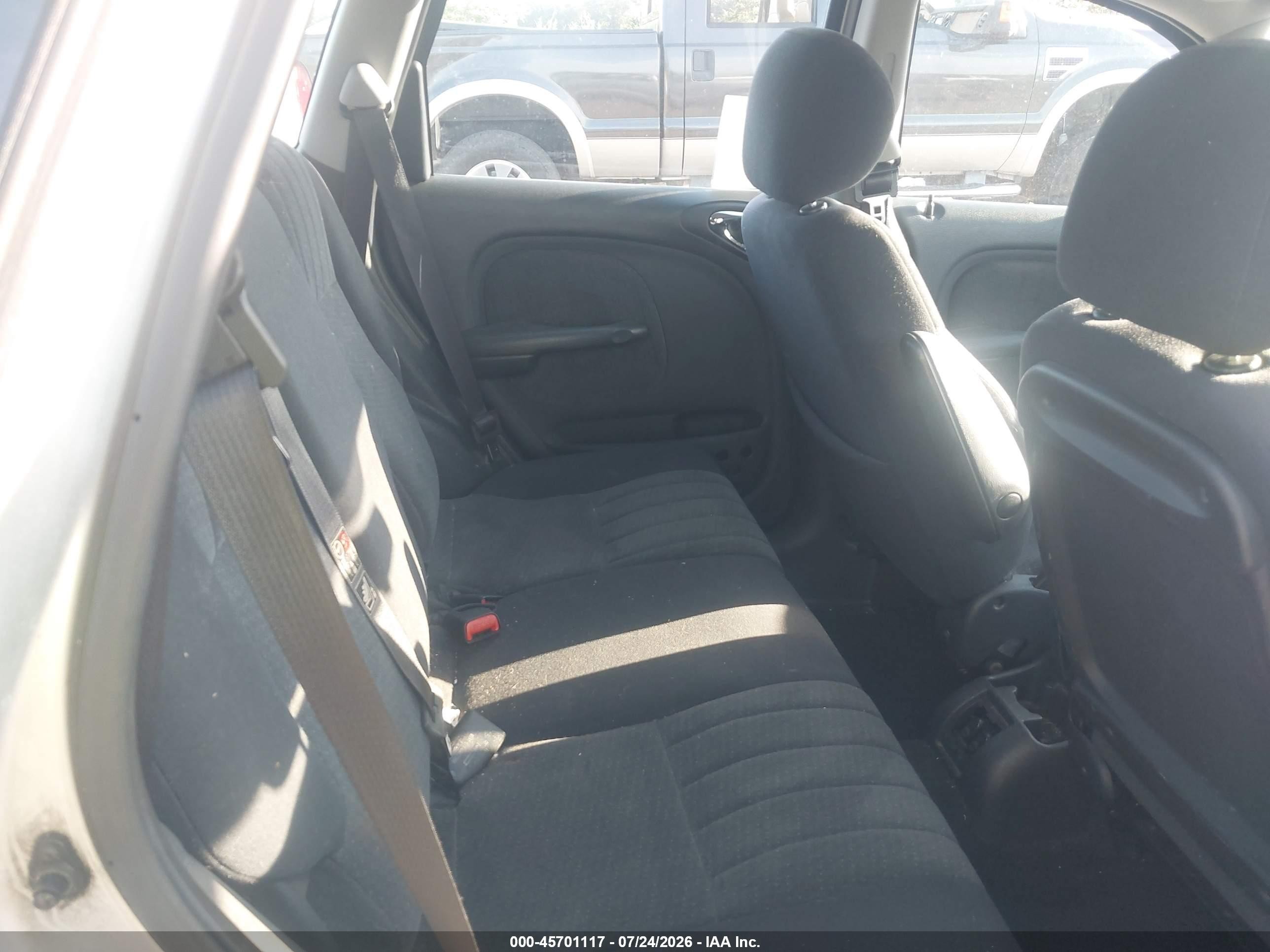 2005 Chrysler Pt Cruiser Touring Silver vin: 3C4FY58B95T591946
