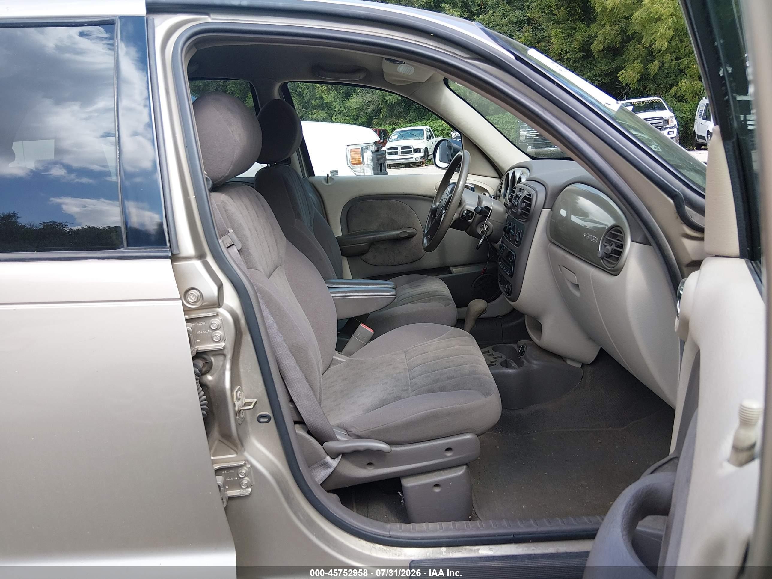 2002 Chrysler Pt Cruiser Touring Бежевый vin: 3C4FY58BX2T371923
