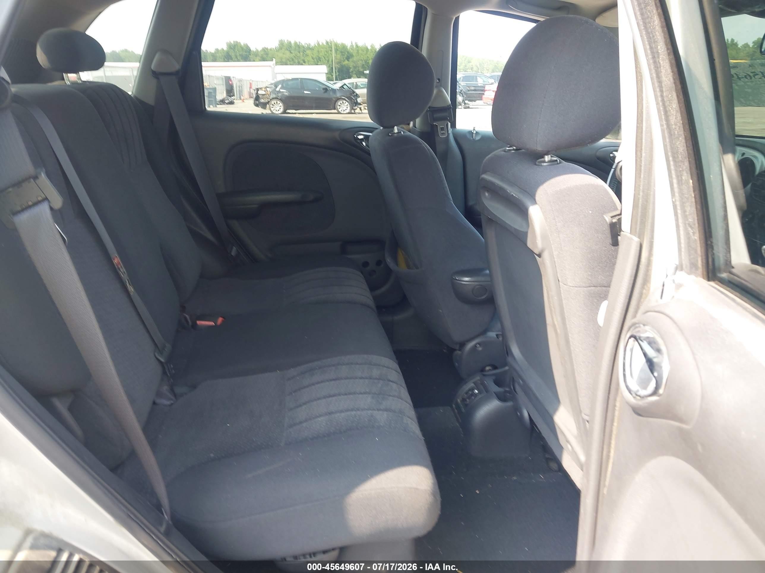 2004 Chrysler Pt Cruiser Touring Silver vin: 3C4FY58BX4T201886