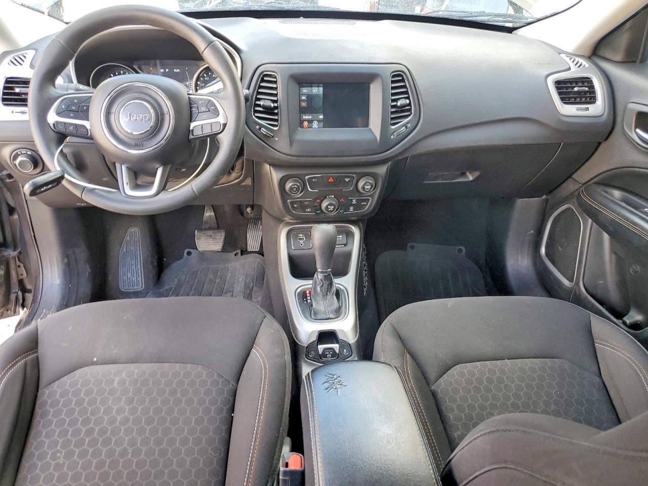 2020 Jeep Compass Sport Gray vin: 3C4NJCAB1LT220064
