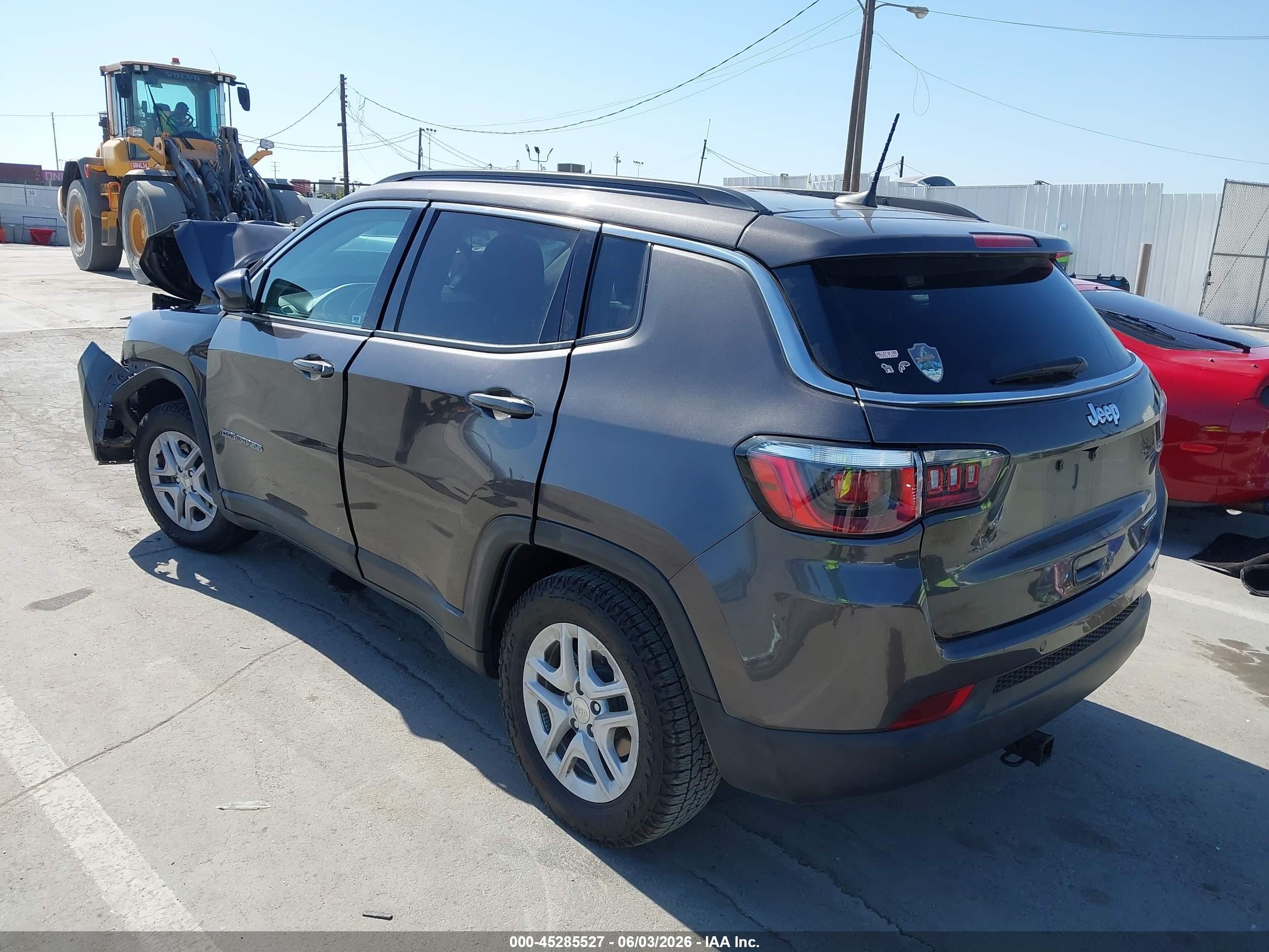2020 Jeep Compass Sport Fwd Gray vin: 3C4NJCAB3LT169893