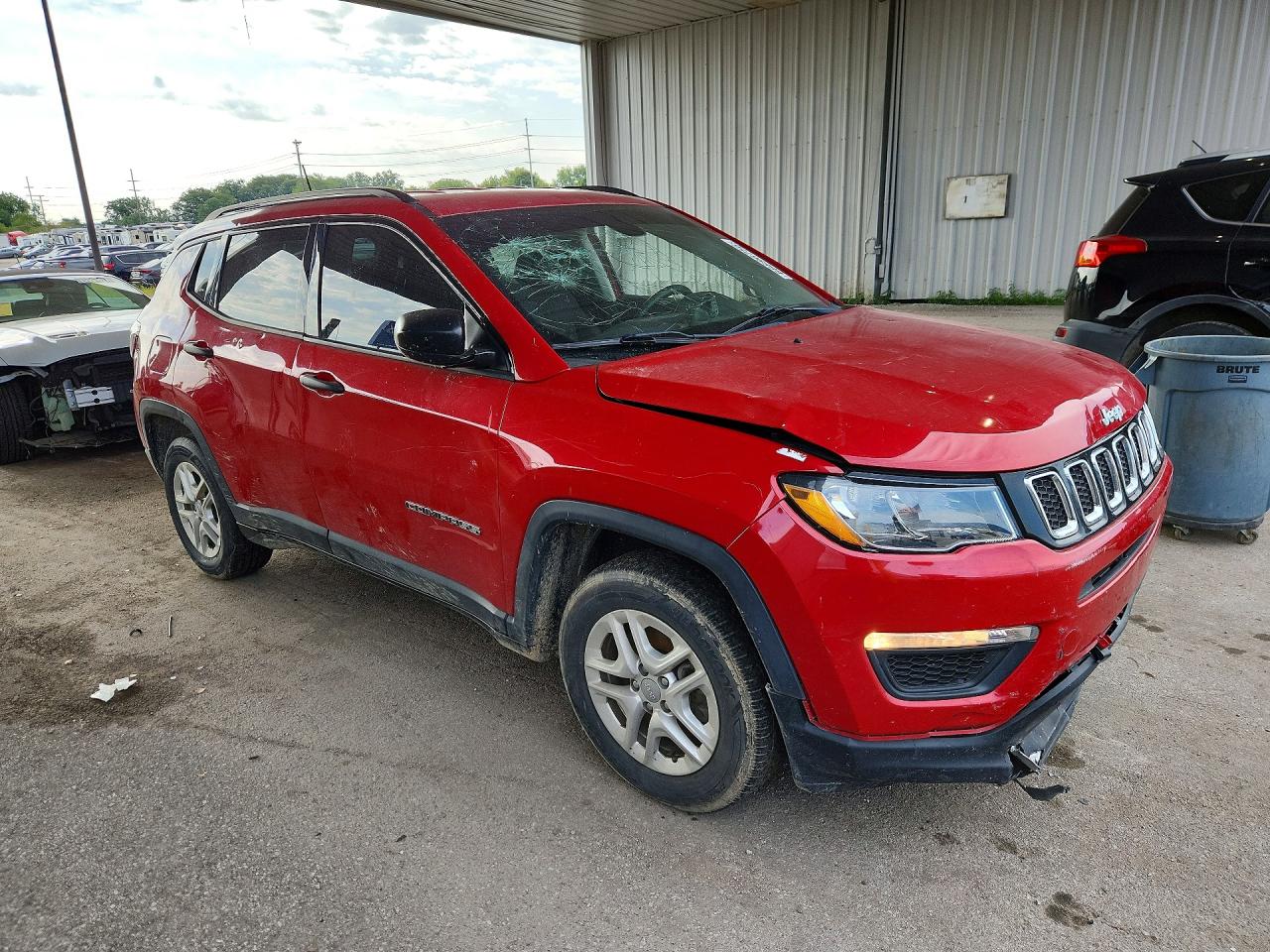 2017 Jeep Compass Sport Red vin: 3C4NJCAB4HT658844