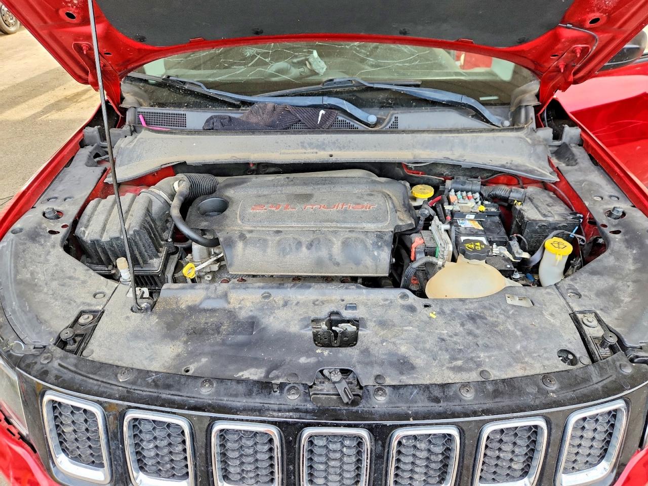2017 Jeep Compass Sport Red vin: 3C4NJCAB4HT658844