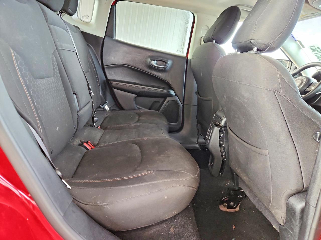 2017 Jeep Compass Sport Red vin: 3C4NJCAB4HT658844