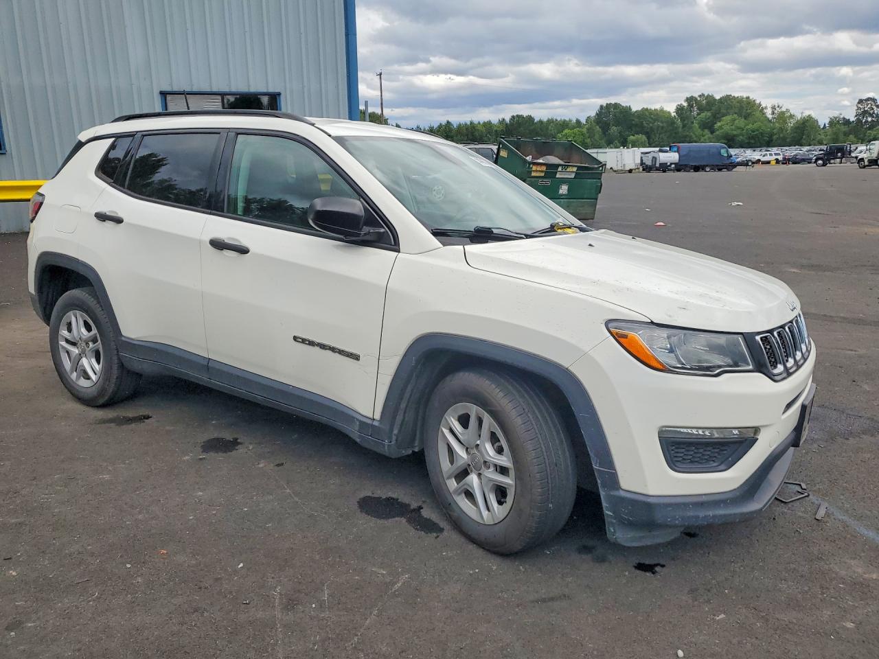 2018 Jeep Compass Sport White vin: 3C4NJCAB5JT226754