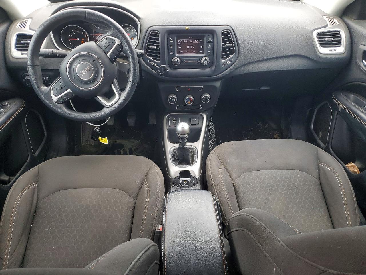 2018 Jeep Compass Sport White vin: 3C4NJCAB5JT226754