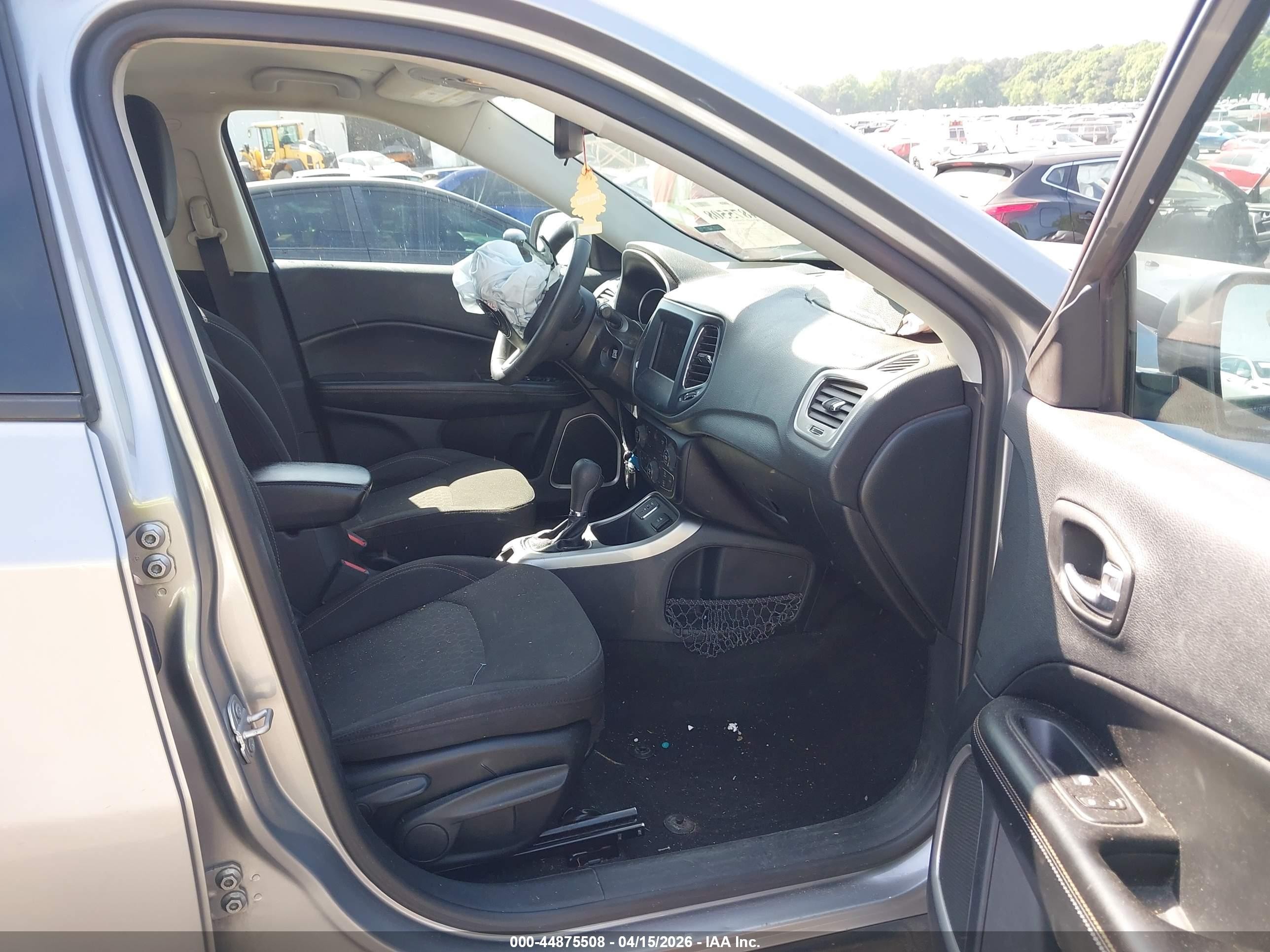 2020 Jeep Compass Sport Fwd Gray vin: 3C4NJCAB5LT230466
