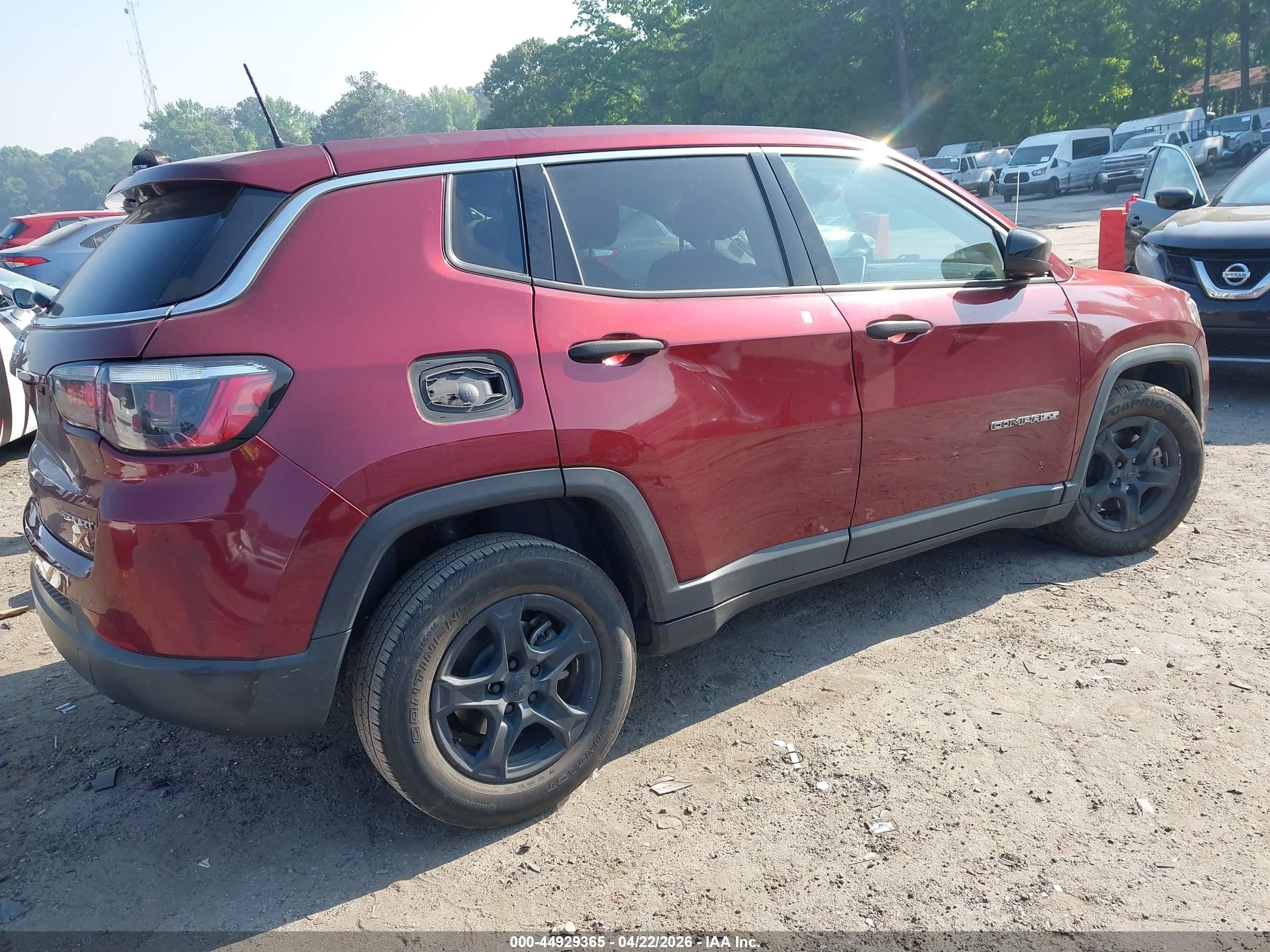 2022 Jeep Compass Sport Fwd Burgundy vin: 3C4NJCAB9NT172669