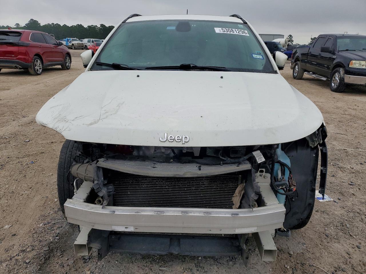 2020 Jeep Compass Latitude White vin: 3C4NJCBB1LT142979
