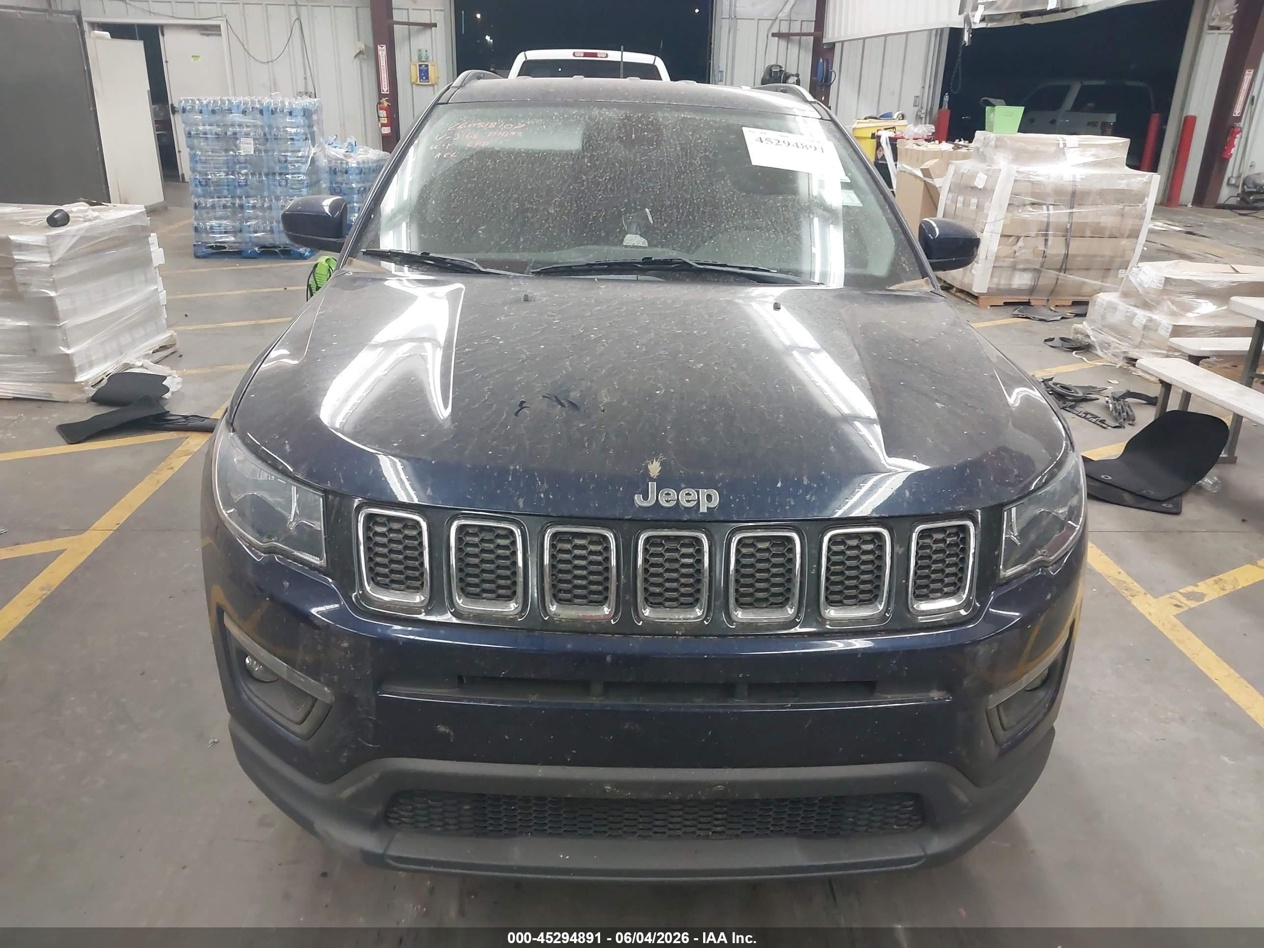 2019 Jeep Compass Latitude Fwd Blue vin: 3C4NJCBB3KT833168