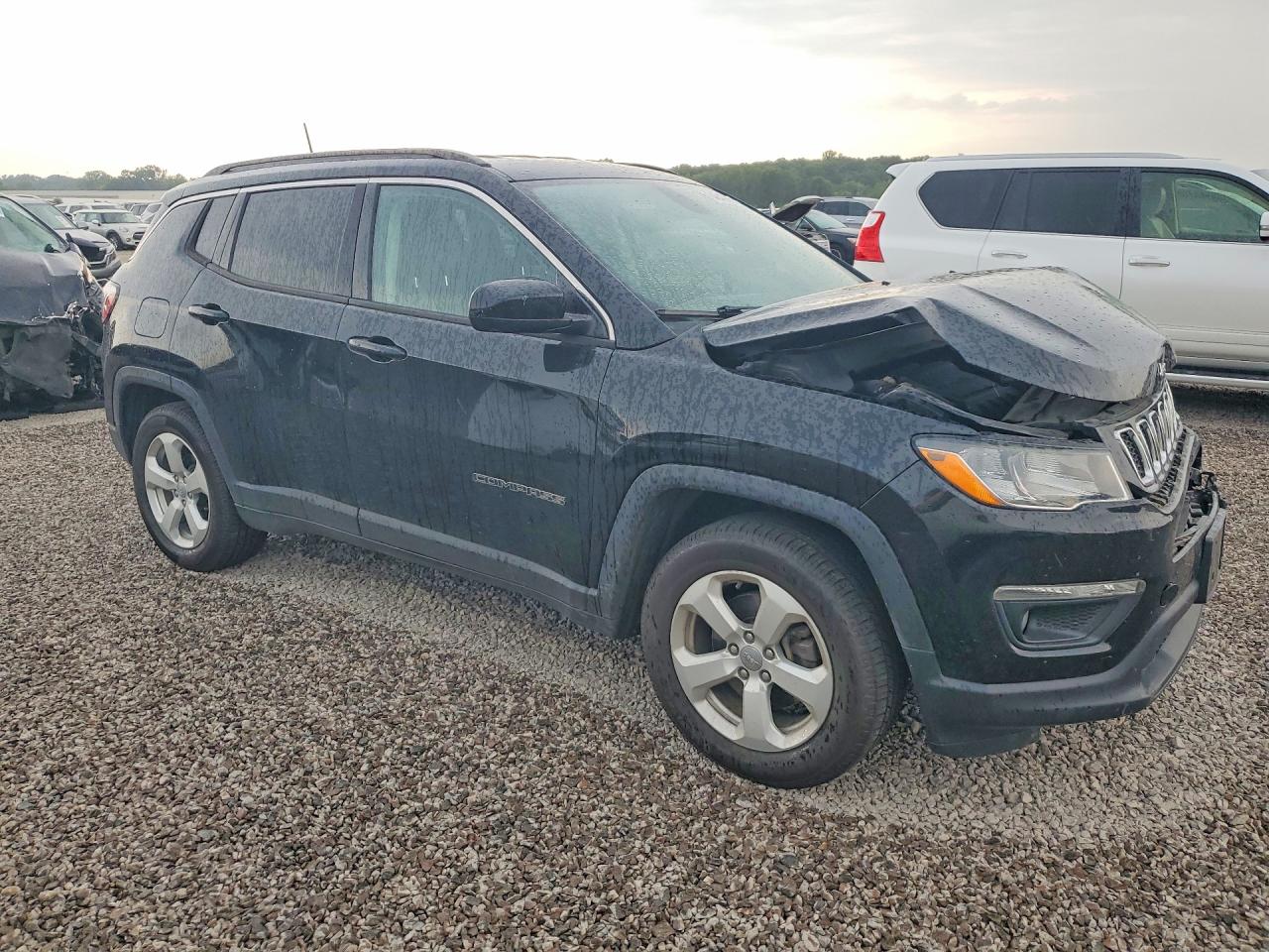 2019 Jeep Compass Latitude Black vin: 3C4NJCBB4KT755919