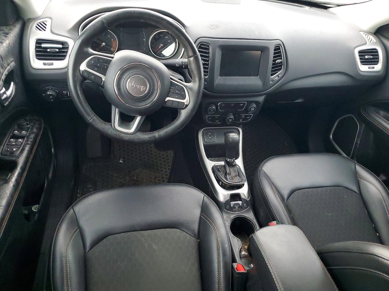 2019 Jeep Compass Latitude Black vin: 3C4NJCBB4KT755919