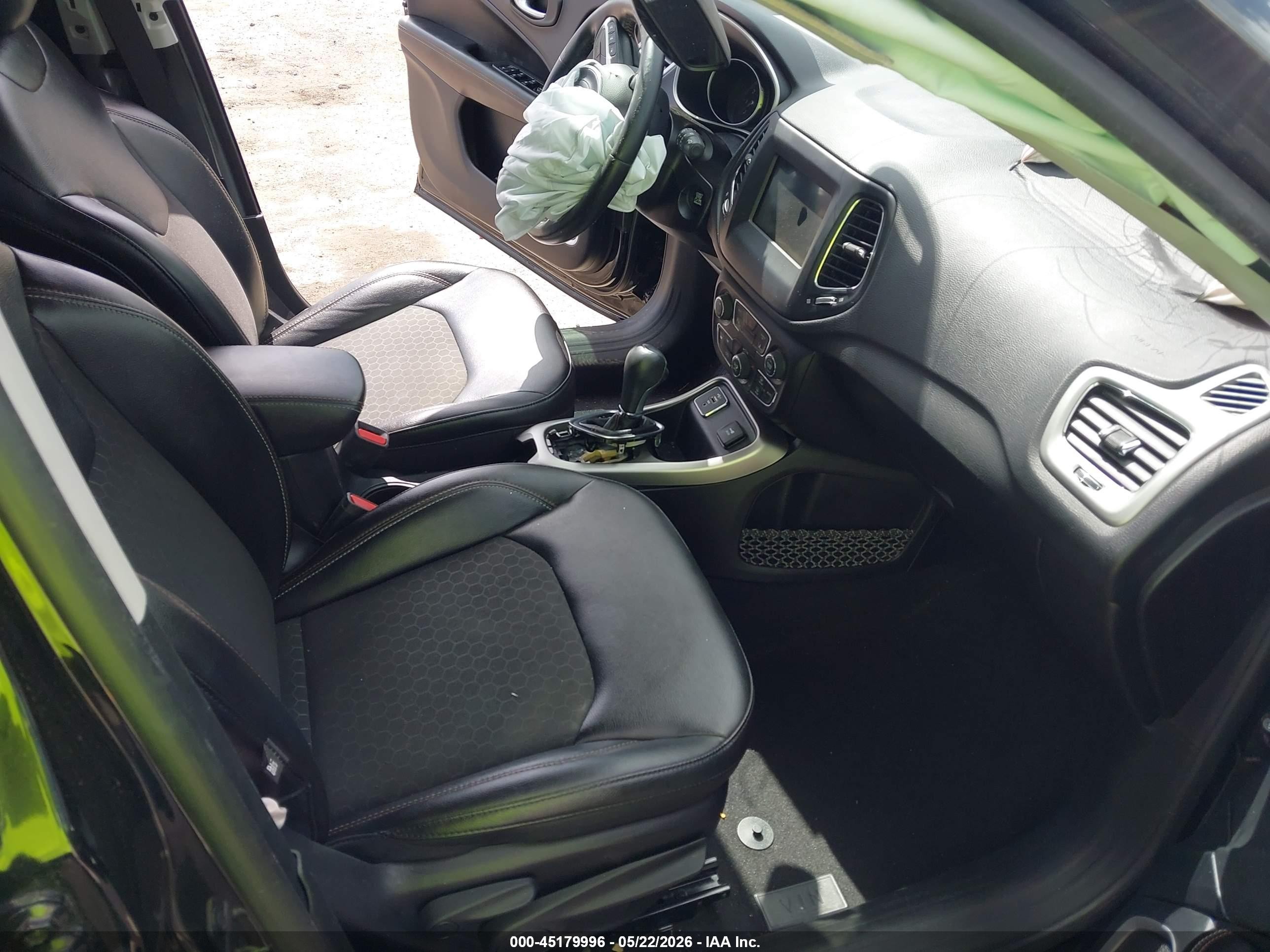 2020 Jeep Compass Sun And Safety Fwd Black vin: 3C4NJCBB4LT252859