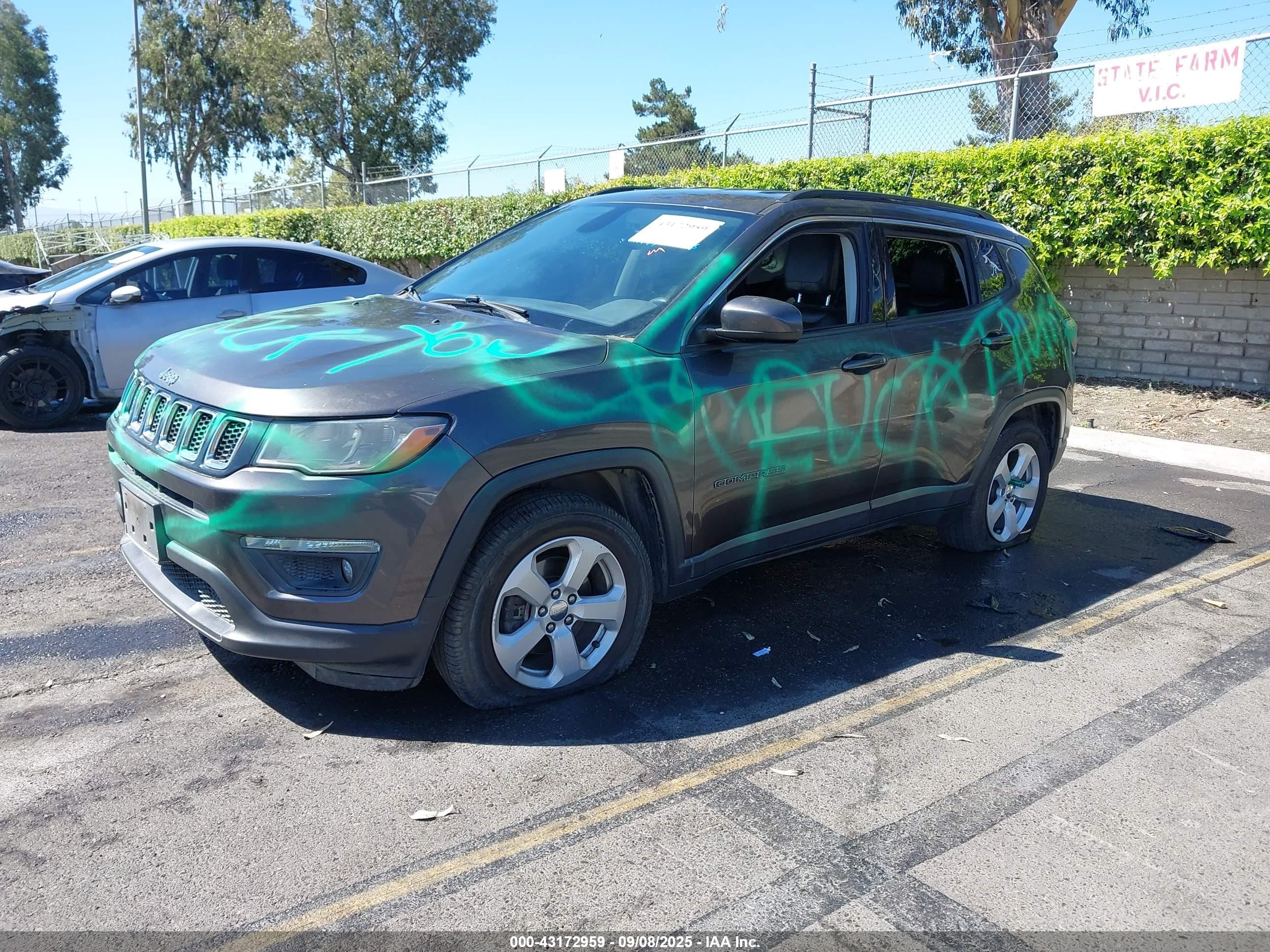 2017 Jeep New Compass Latitude Fwd Black vin: 3C4NJCBB5HT605911
