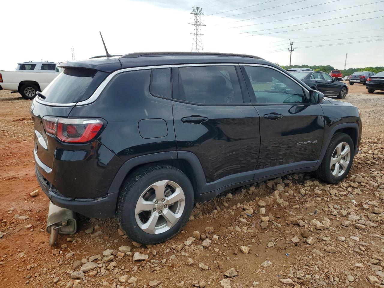2017 Jeep Compass Latitude Black vin: 3C4NJCBB5HT643087