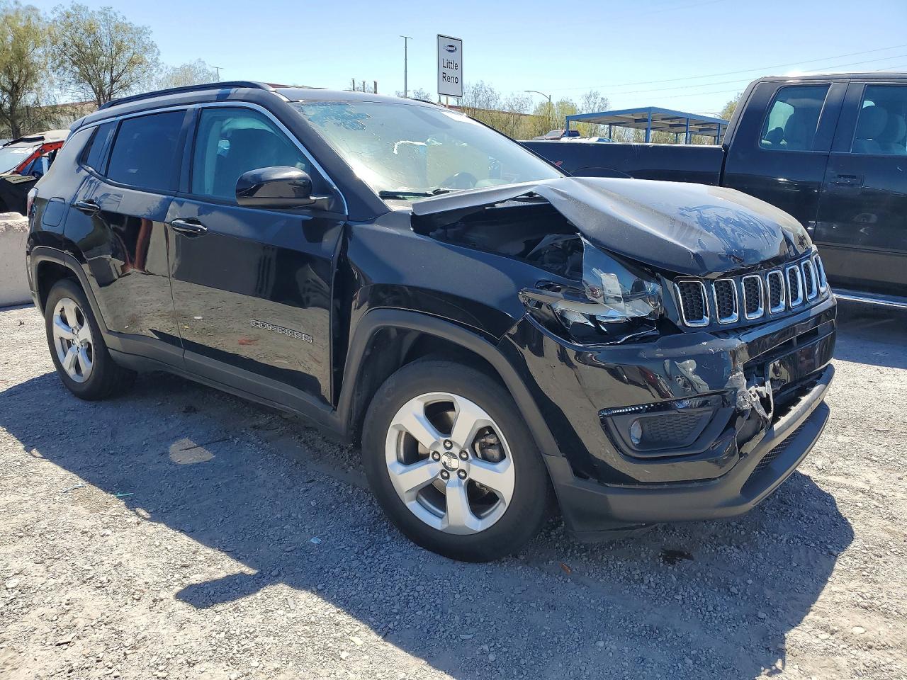 2018 Jeep Compass Latitude Black vin: 3C4NJCBB5JT411594