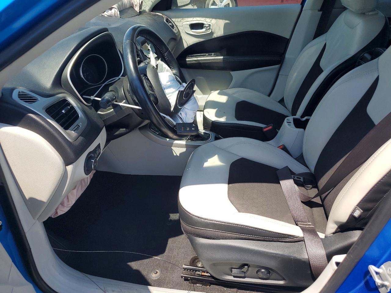 2021 Jeep Compass Latitude Blue vin: 3C4NJCBB5MT509223