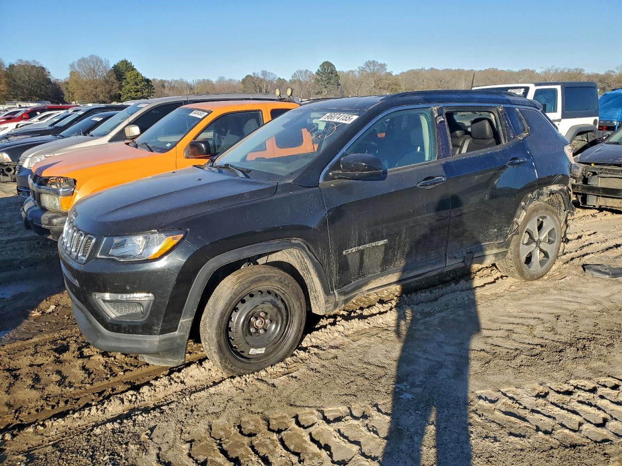 2018 Jeep Compass Latitude Black vin: 3C4NJCBB6JT309060