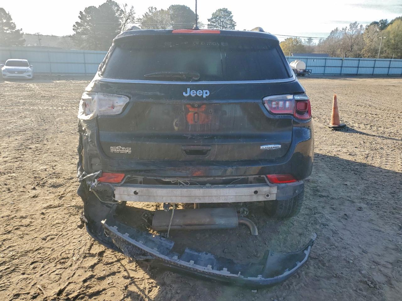 2018 Jeep Compass Latitude Black vin: 3C4NJCBB6JT309060