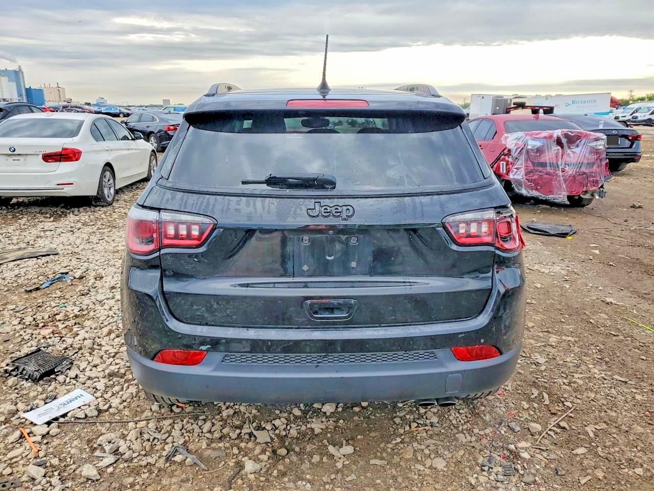 2021 Jeep Compass Latitude Black vin: 3C4NJCBB6MT585632
