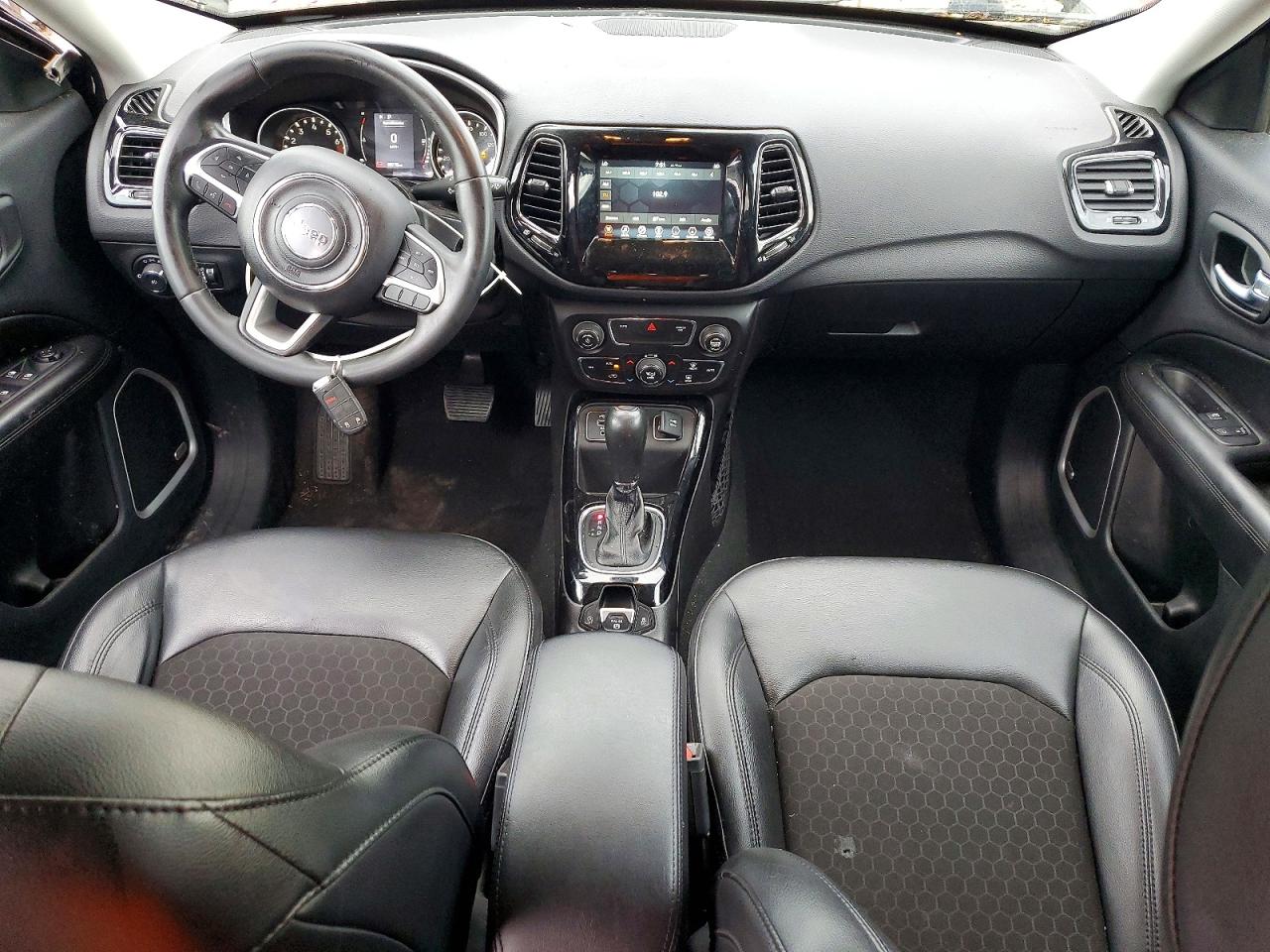 2021 Jeep Compass Latitude Black vin: 3C4NJCBB6MT585632