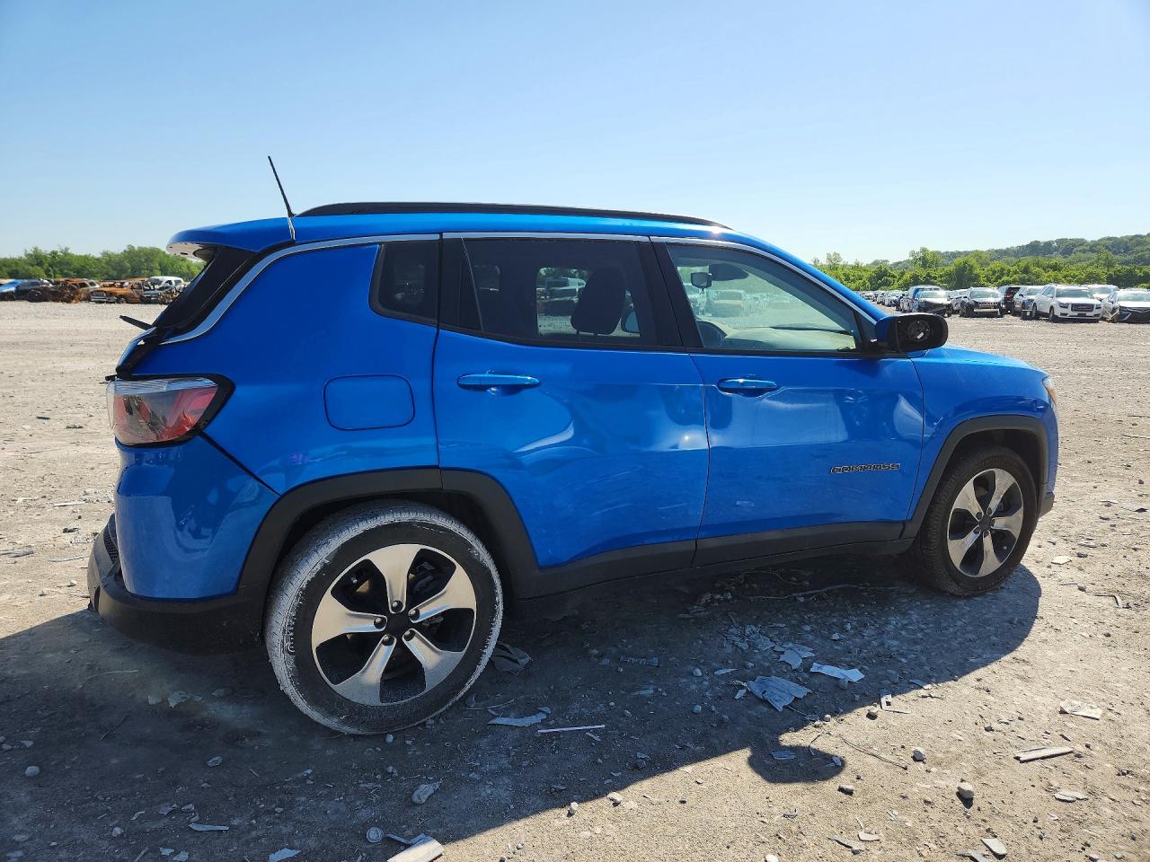 2019 Jeep Compass Latitude Blue vin: 3C4NJCBB7KT778062