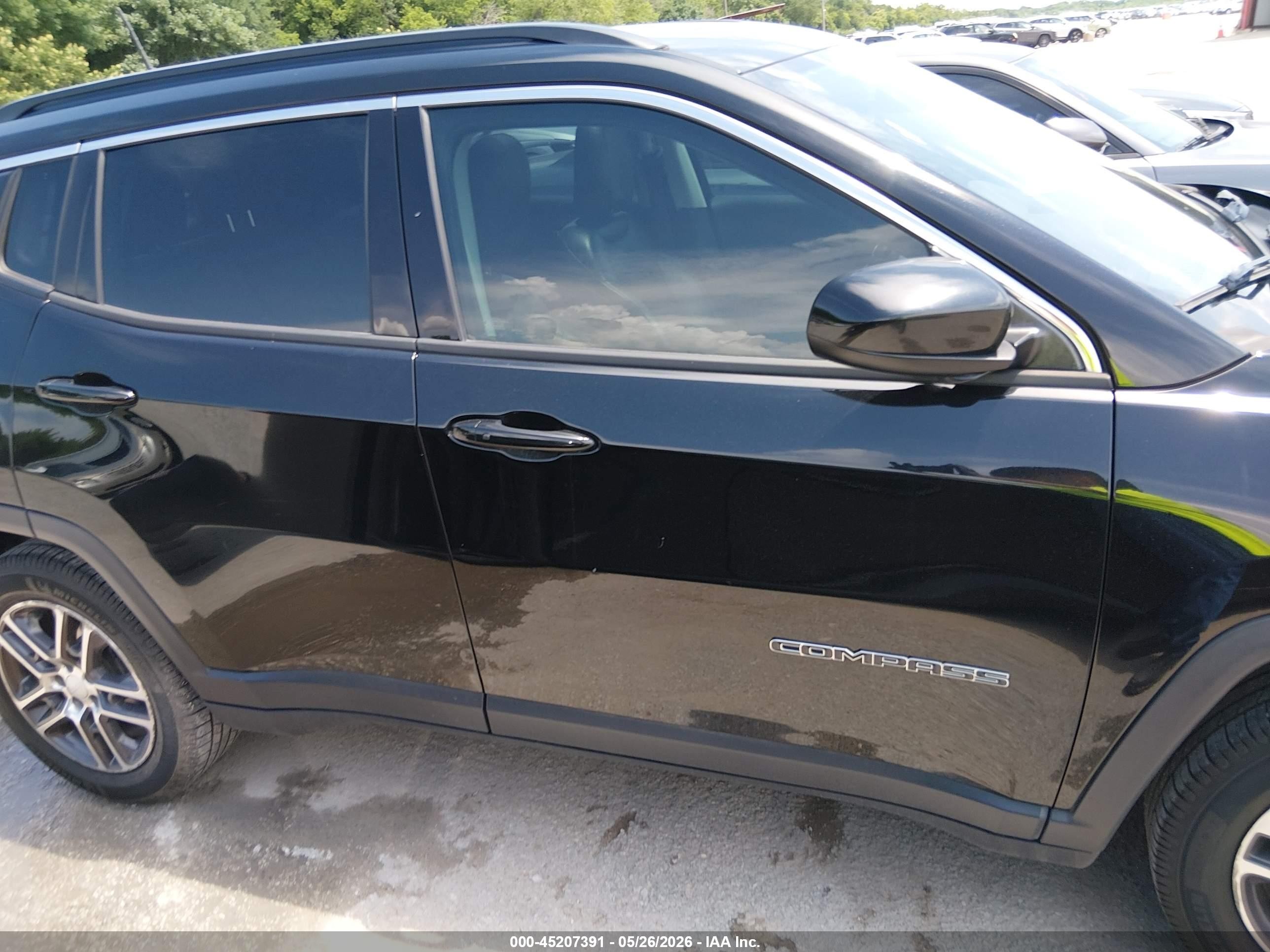 2020 Jeep Compass Sun And Wheel Fwd Black vin: 3C4NJCBB7LT144395
