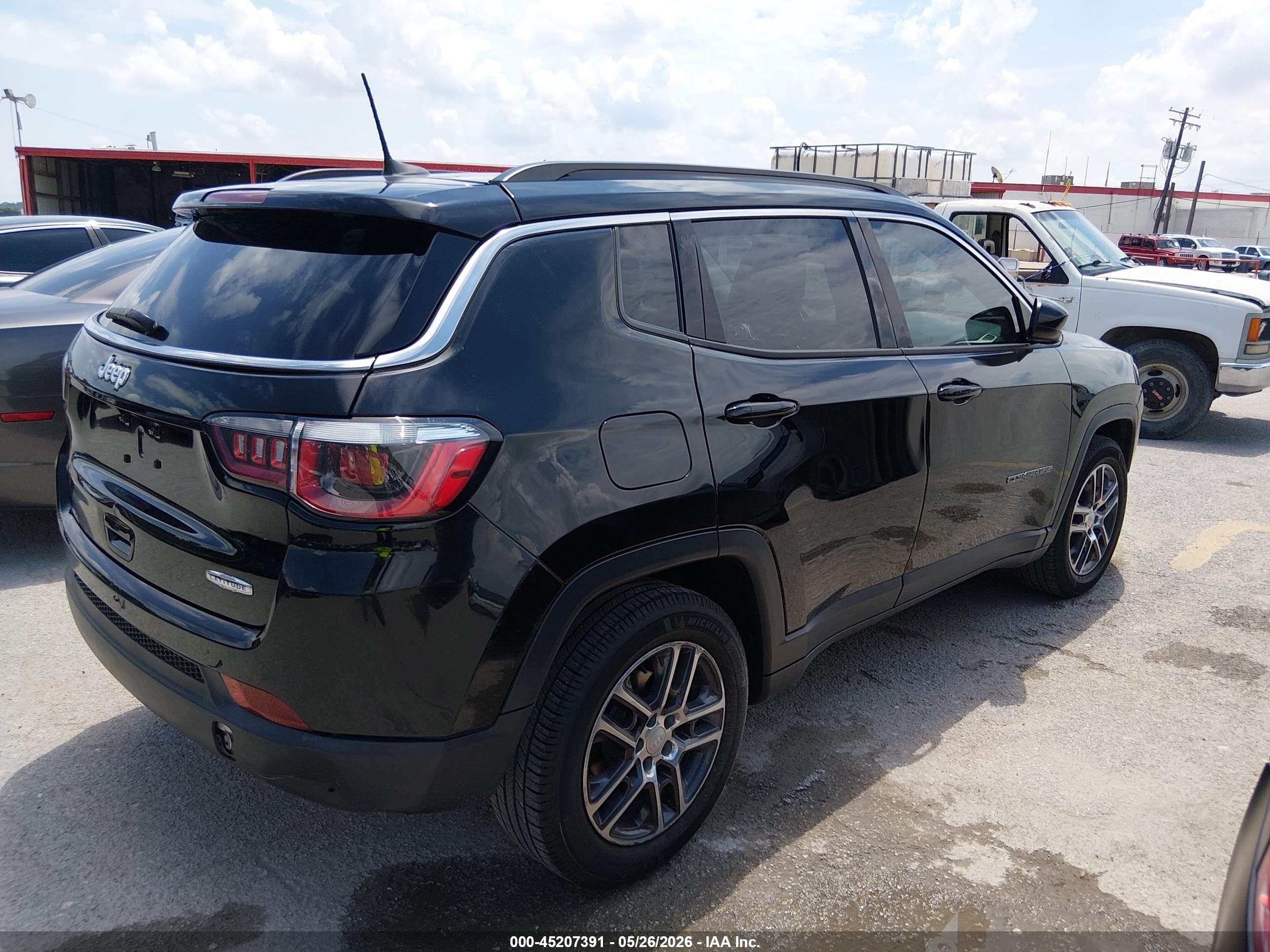 2020 Jeep Compass Sun And Wheel Fwd Black vin: 3C4NJCBB7LT144395