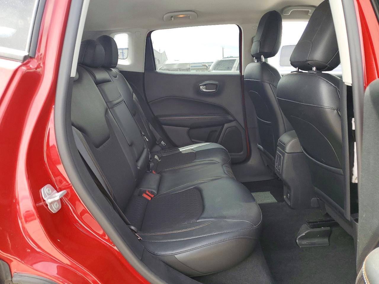 2017 Jeep Compass Latitude Красный vin: 3C4NJCBB8HT668808